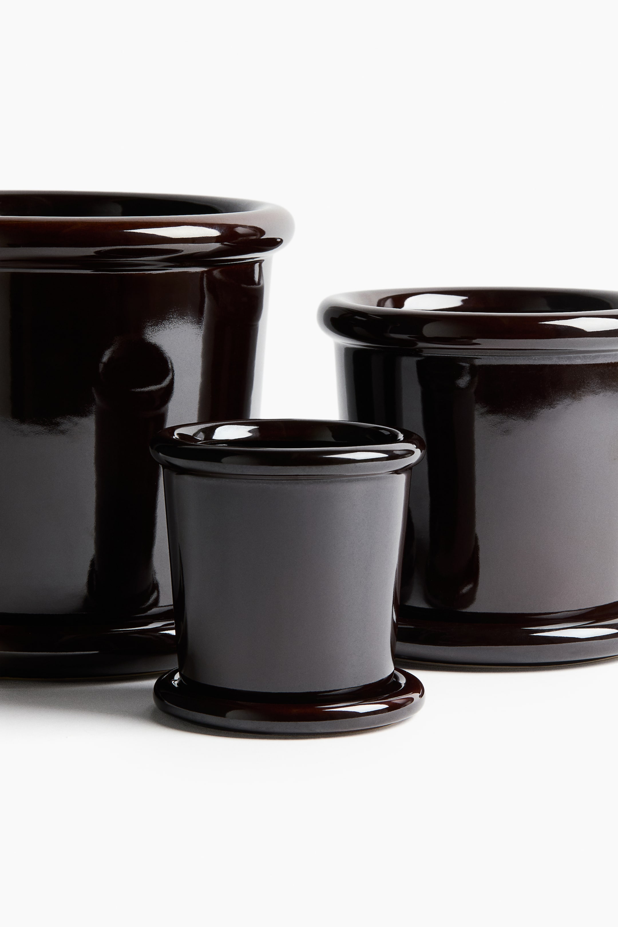 Pot de fleurs en grès cérame avec soucoupe