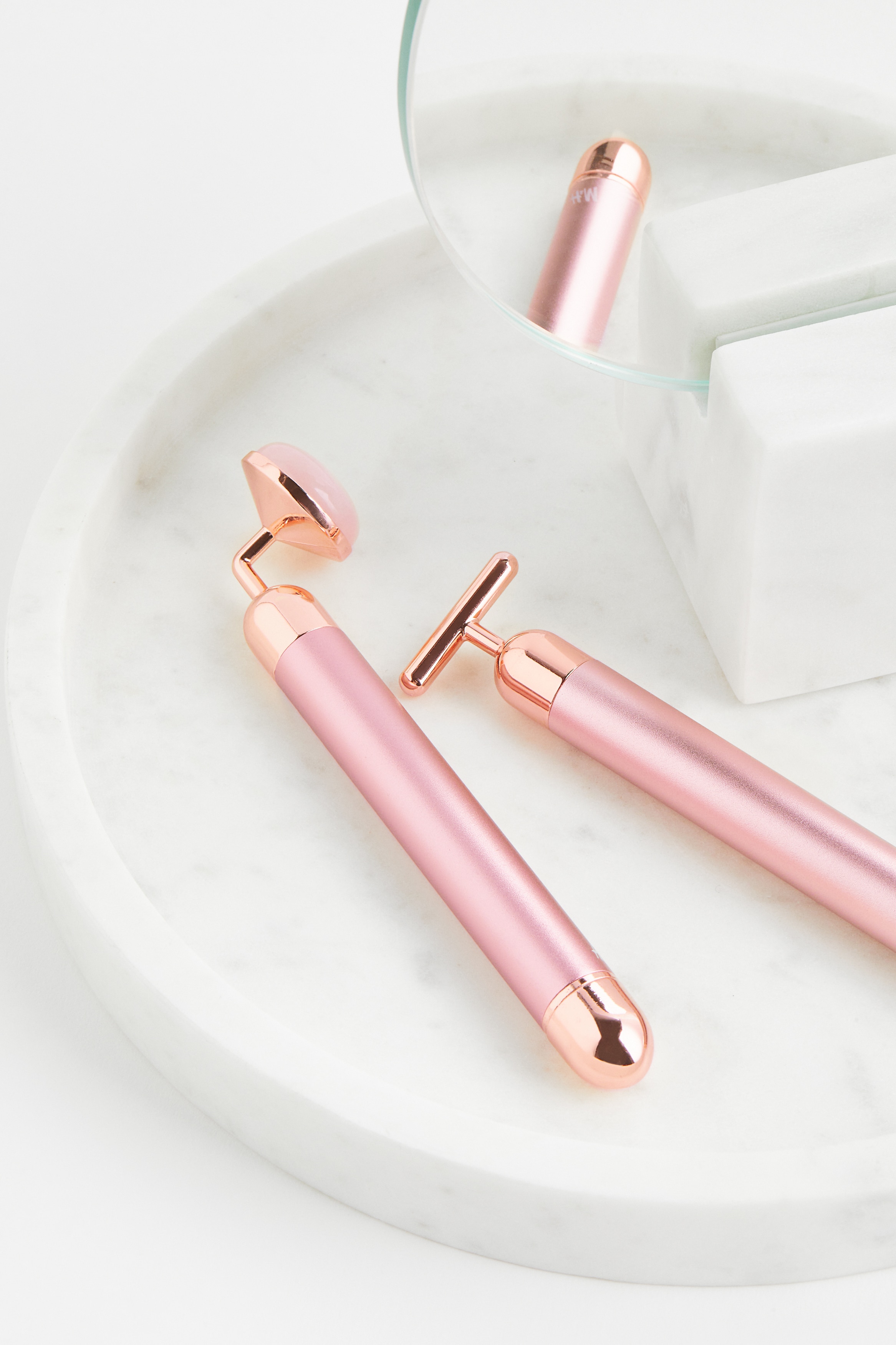 h&m vibrating rose quartz wand Rose Quartz Revati Vibrating Beauty Tool