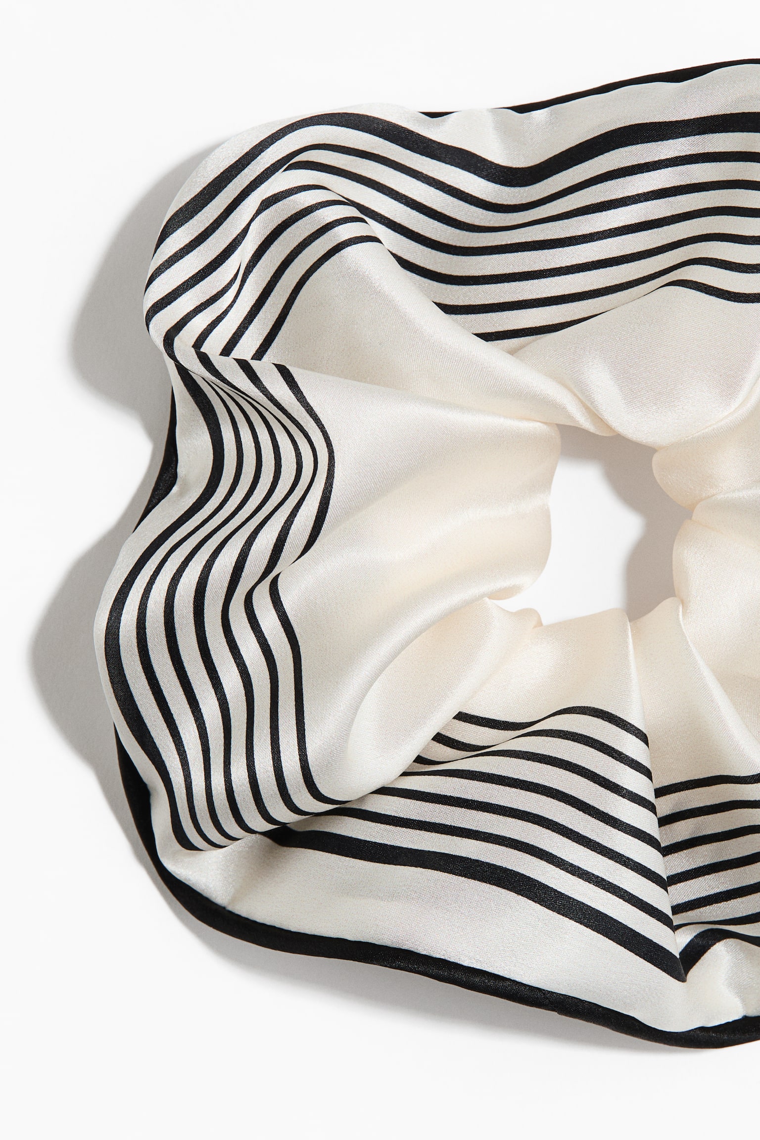 Silk scrunchie - Cream/Black striped/Dark brown/Cream/Zebra print - 2