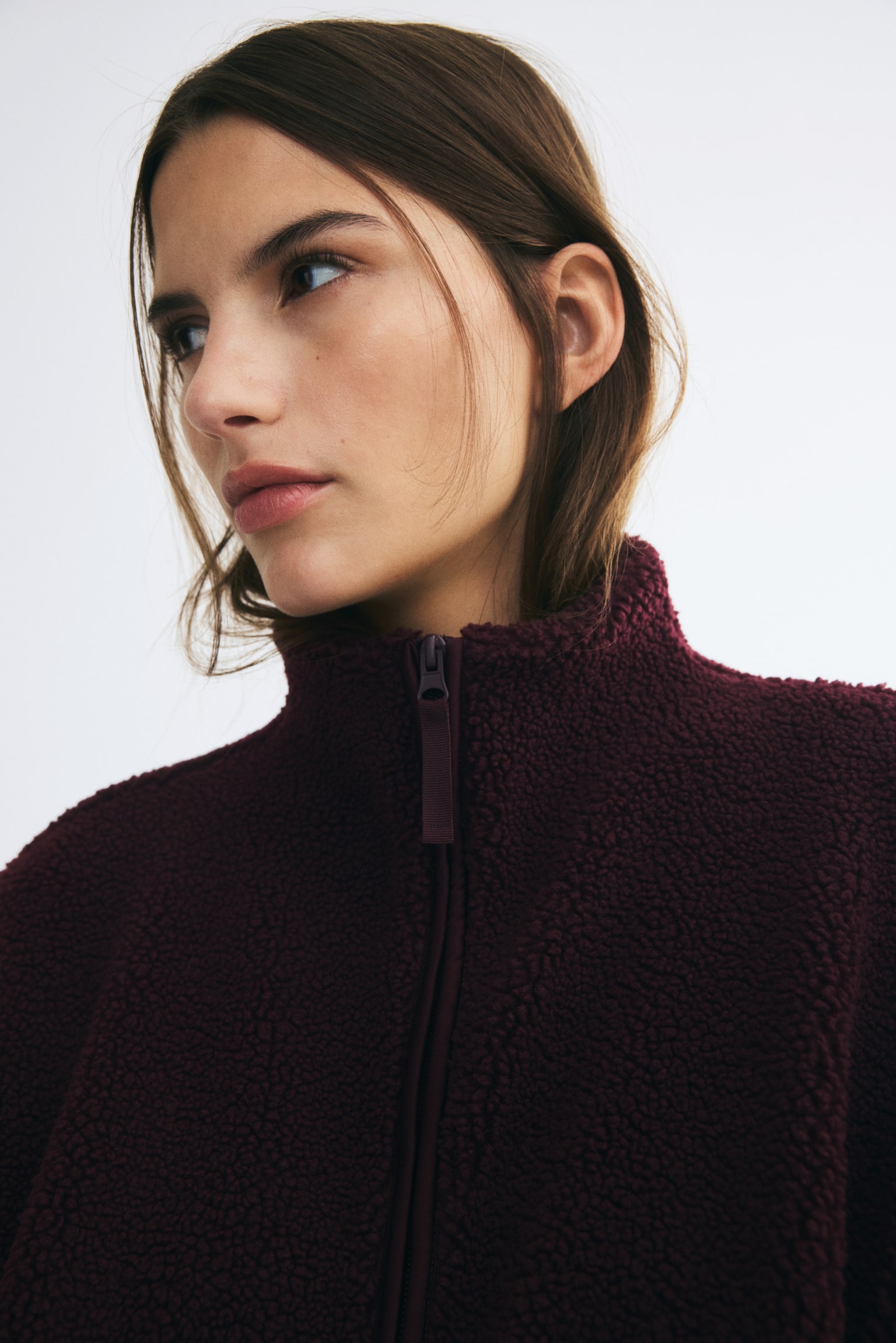 Женская куртка H&M Teddy Fleece, цвет: Бордовый — фото 5