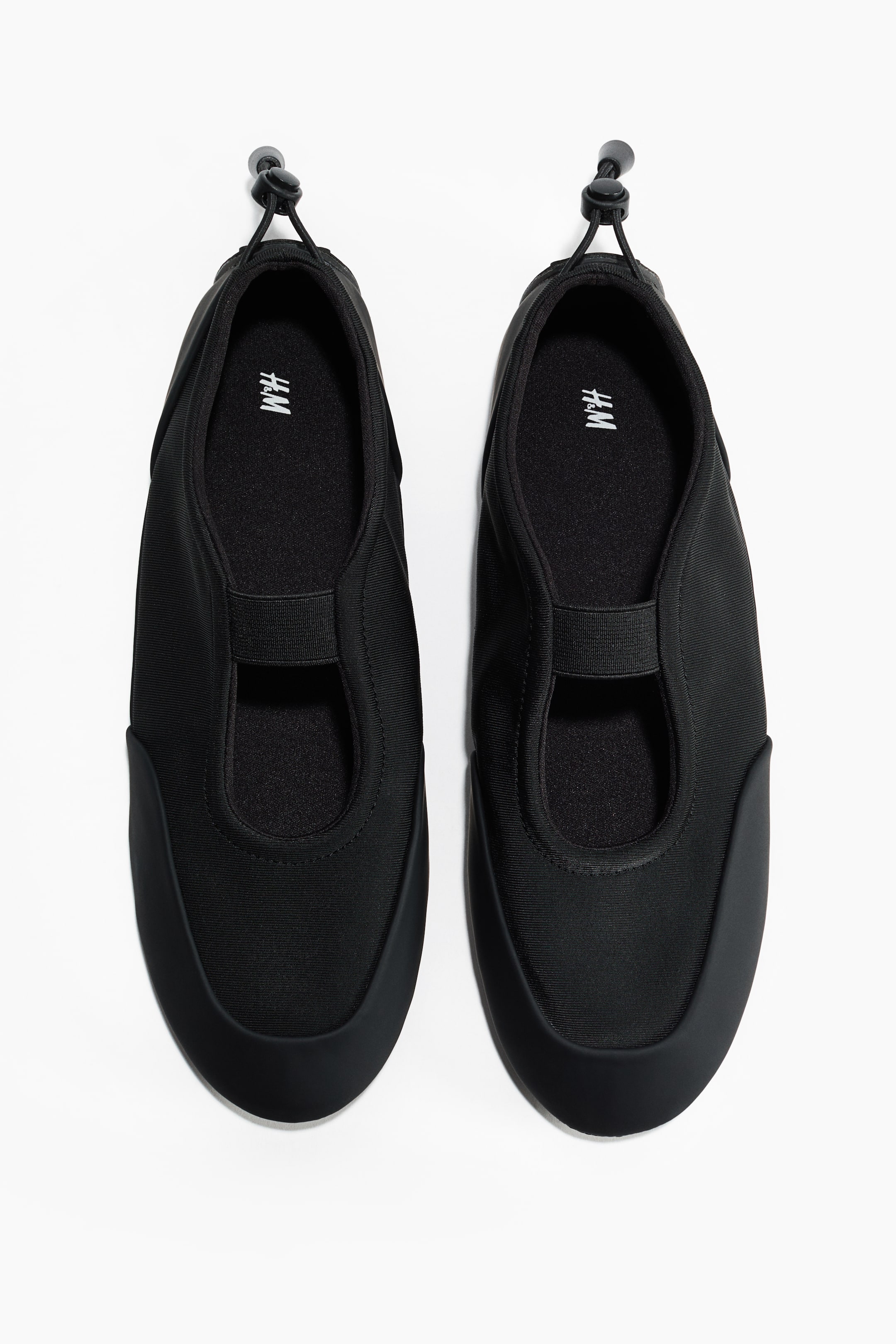 Ballerines avec cordon de serrage