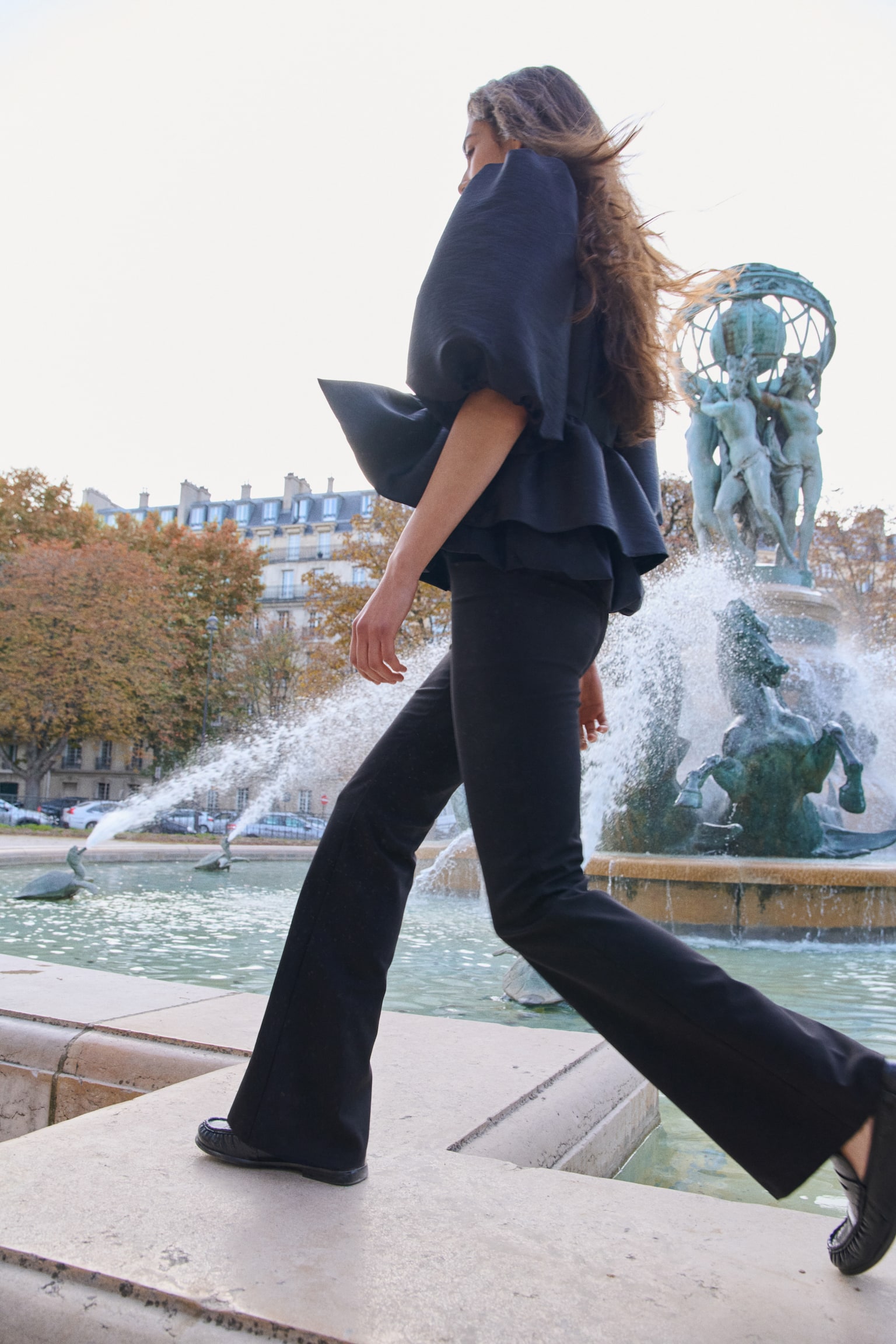 Flared tailored trousers - Svart - 1