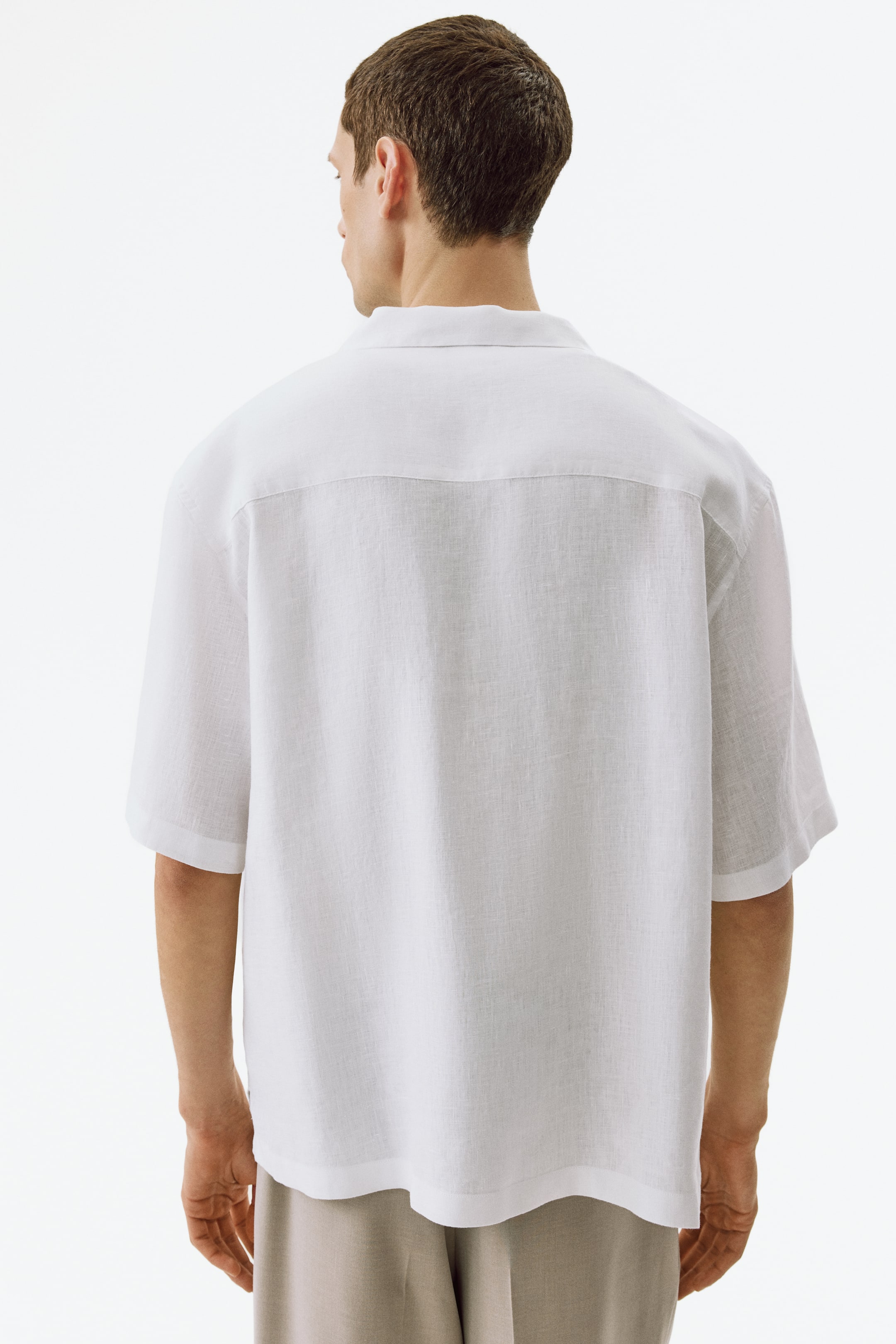 Chemise décontractée en lin avec col cubain