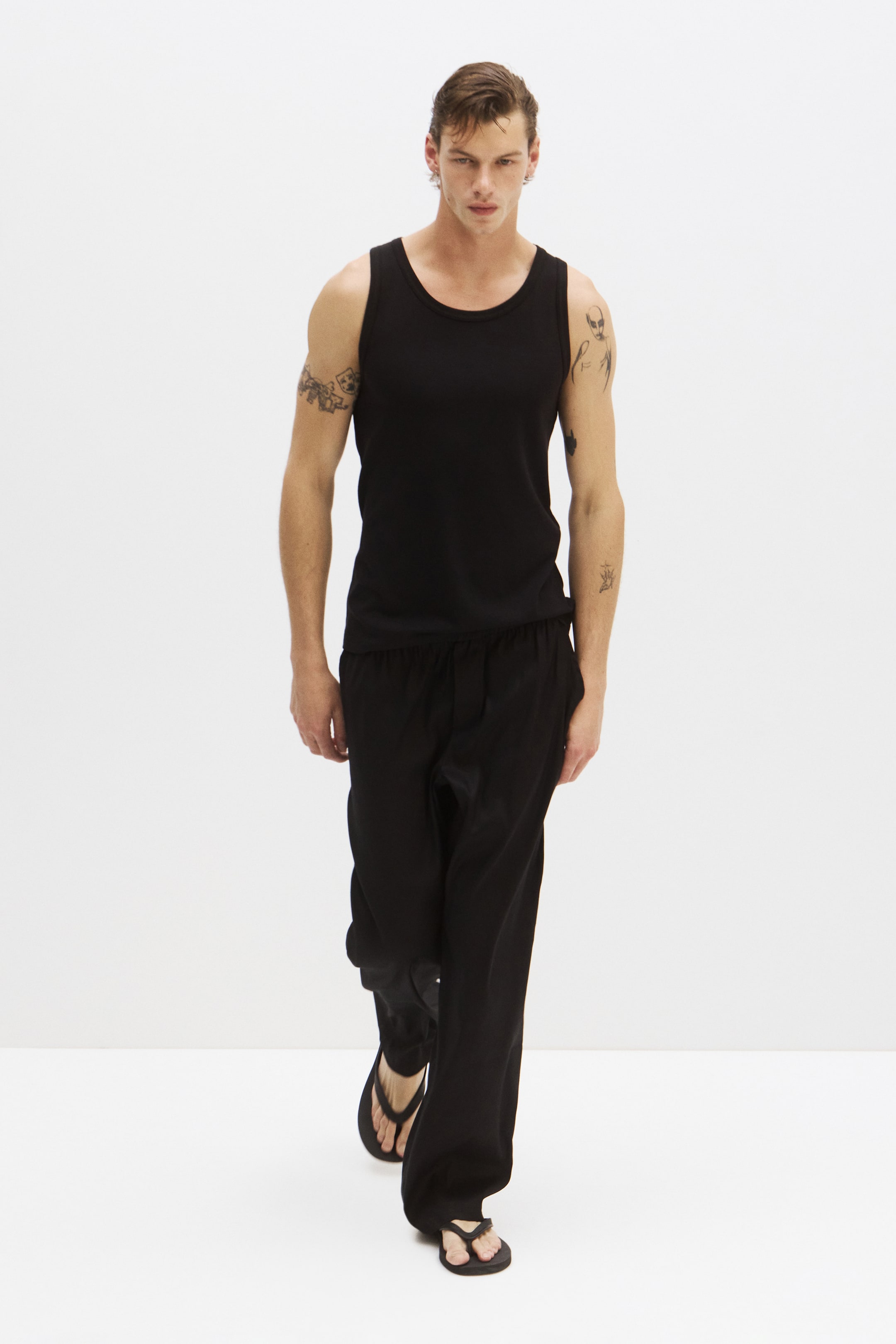 Мужские топы H&M Cooling Regular-Fit Tank Top — фото 3