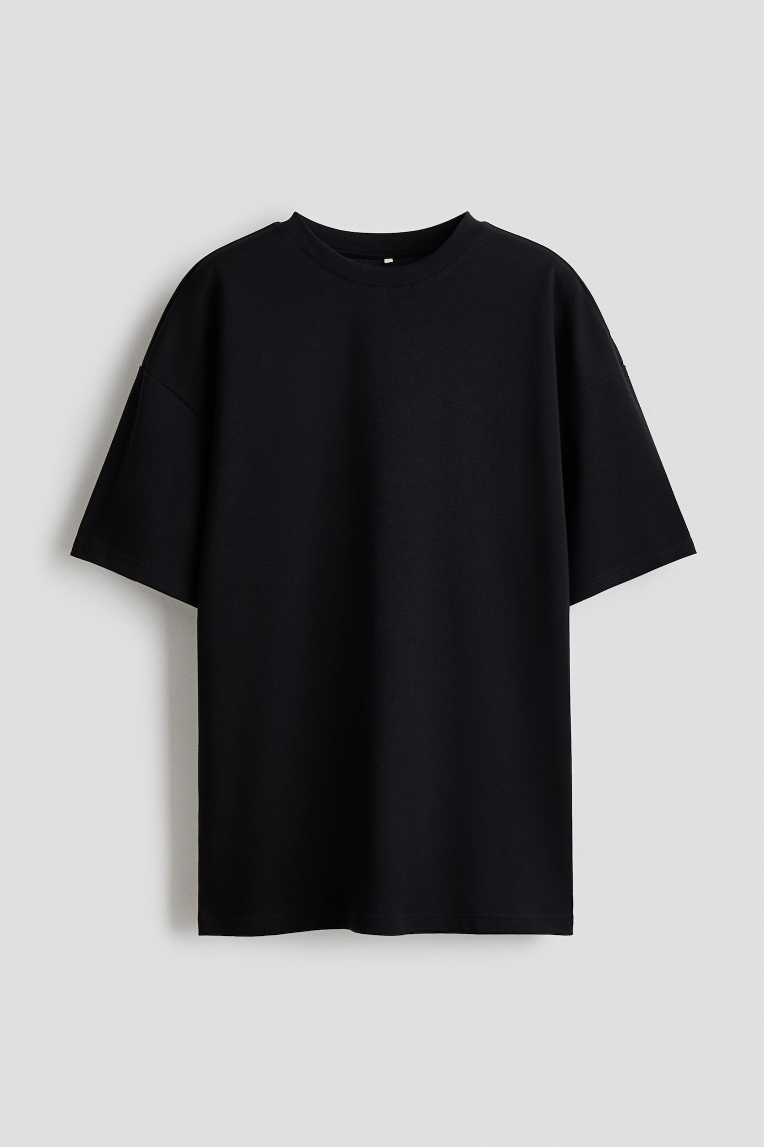 Женская футболка H&M Cooling Oversized Fit, цвет: Чёрный — фото 1