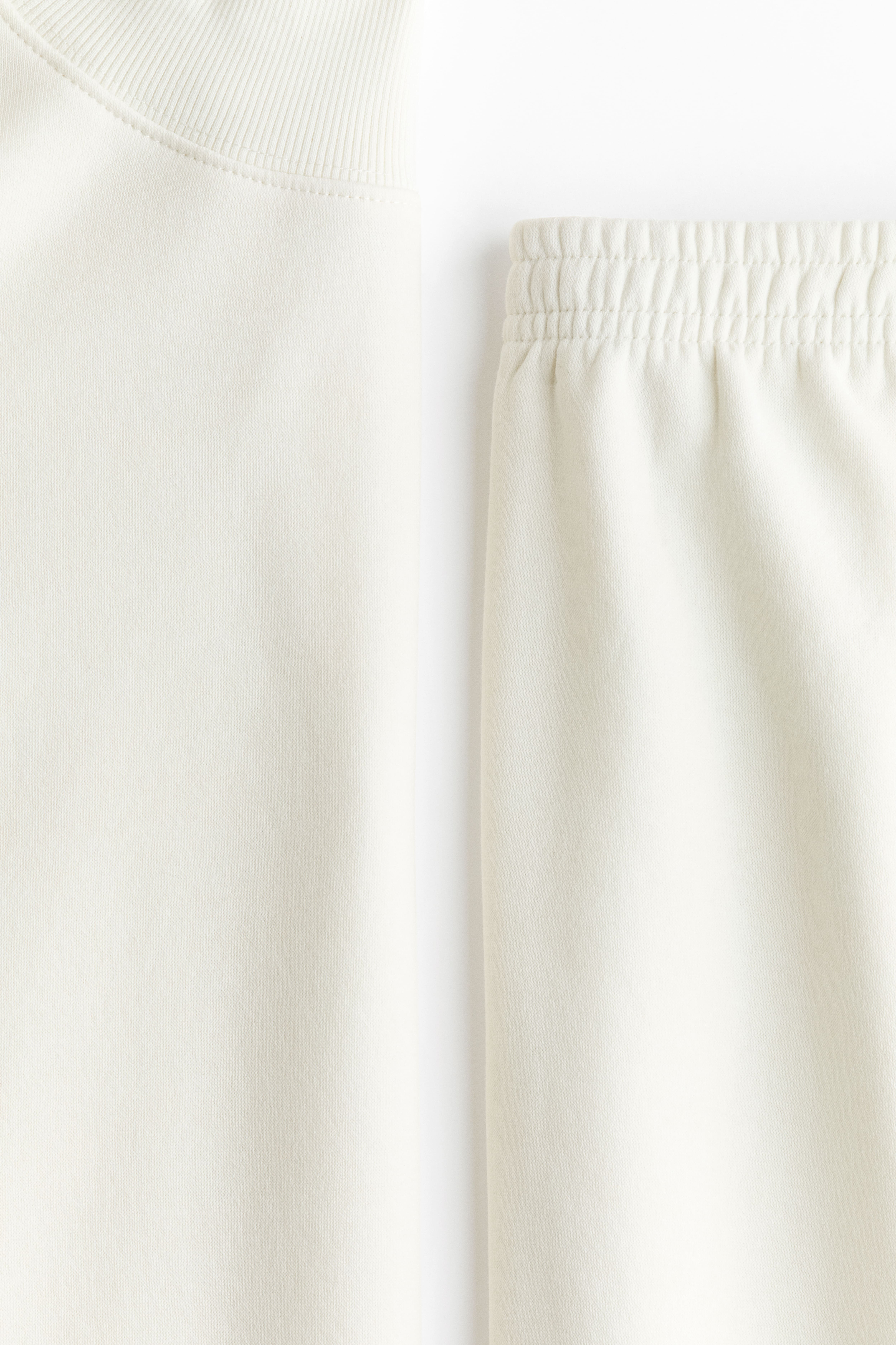 2-Piece Sweatshirt and Joggers Set