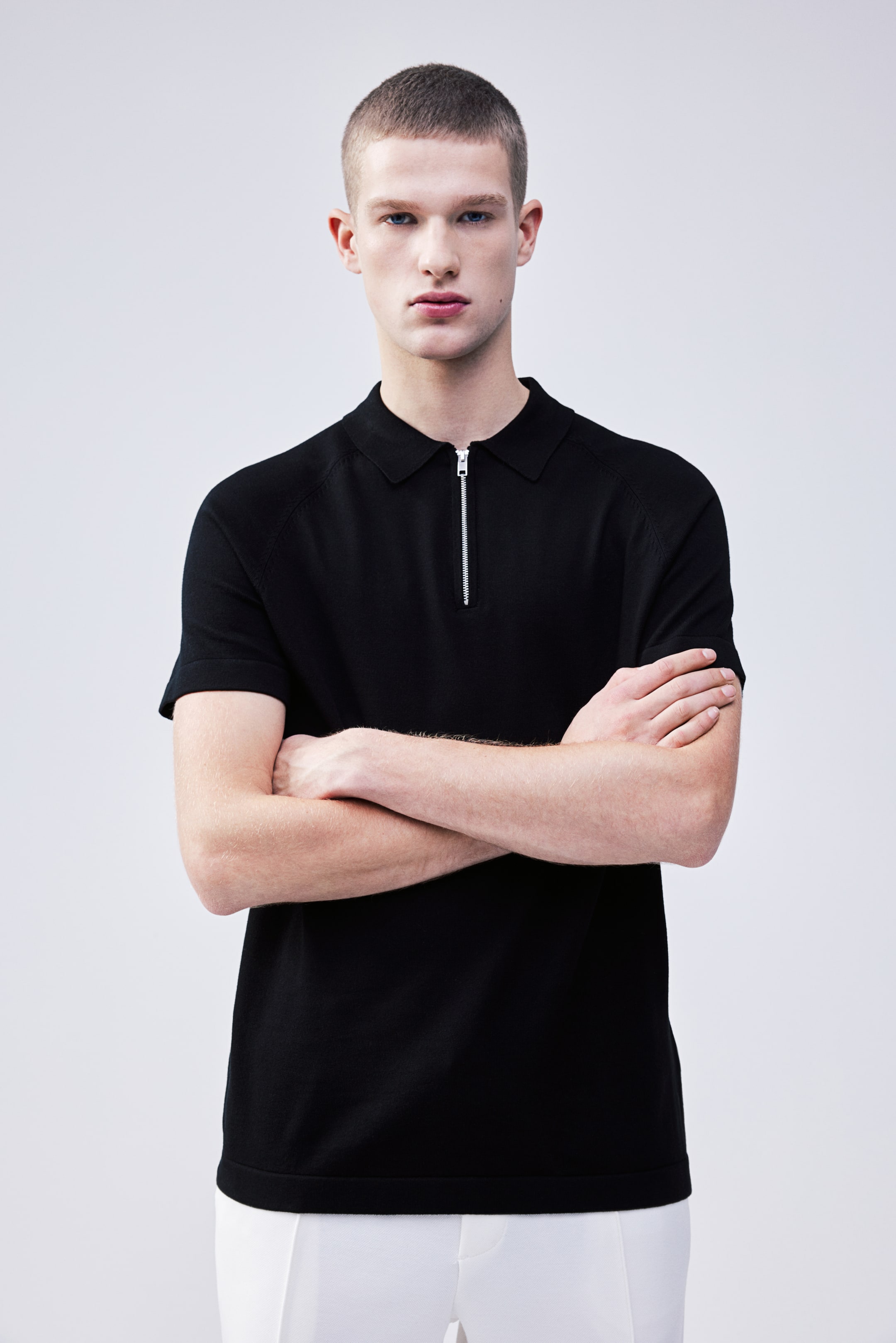 Muscle Fit Polo shirt - Short sleeve - Regular length - Black - Men | H ...