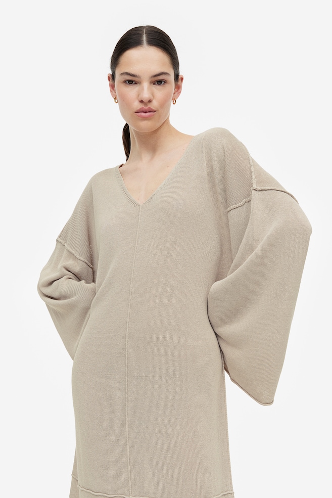 Oversized silk-blend fine-knit dress - Beige - 1