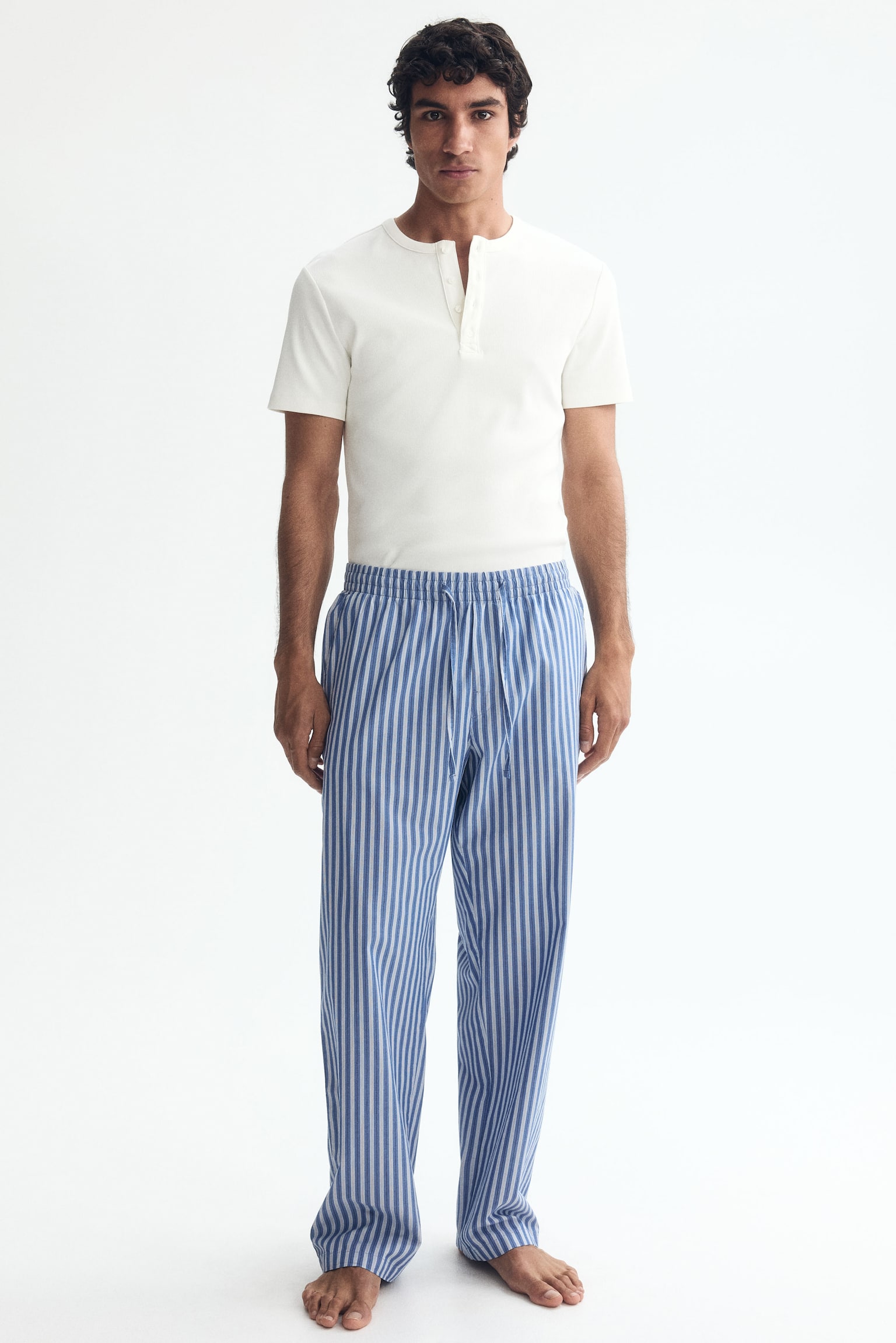Relaxed Fit Poplin trousers - Blue/Striped/Light blue/Striped/Grey/Checked/Light purple/Striped/Dark blue/Checked/Dusty turquoise/Striped/Khaki green/Checked/Black - 1
