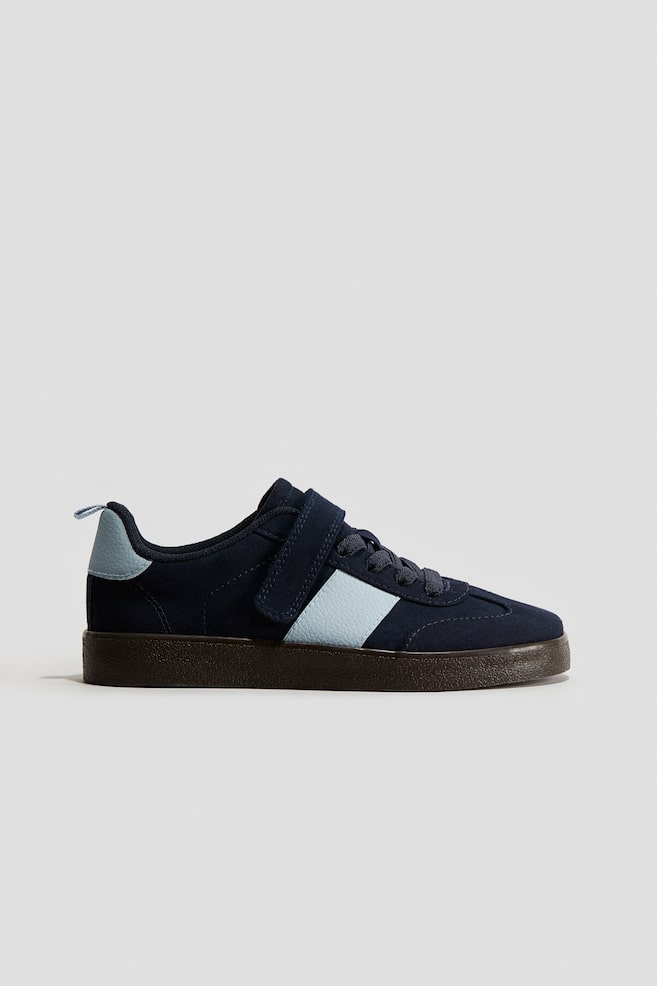 Sneaker - Marineblau/Hellblau/Dunkelbraun/Colourblocking/Cremefarben/Schwarz/Marineblau/Weiß/Dunkles Khakigrün/Cremefarben/Beige/Colourblocking/Blau/Weiß - 1