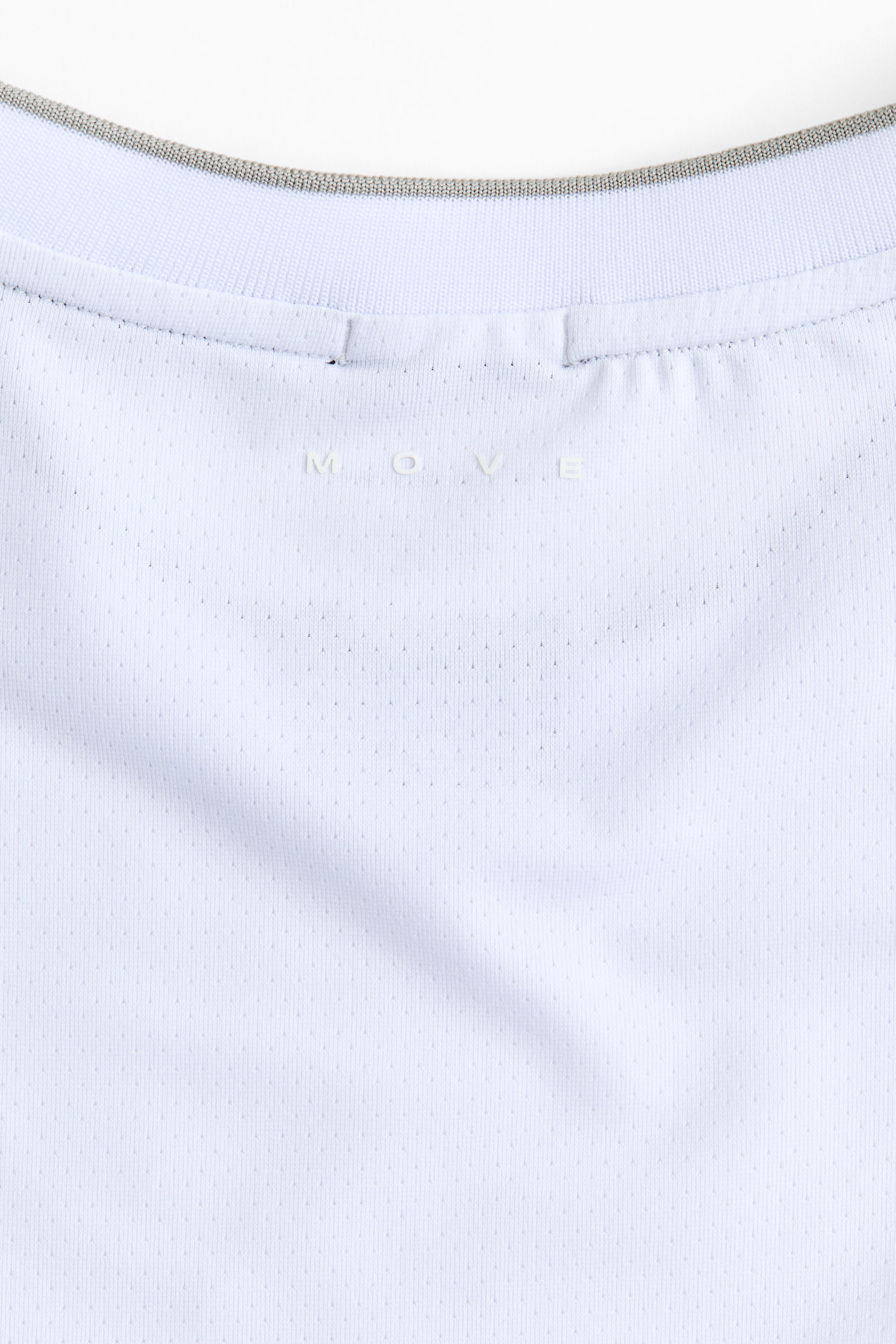 T-shirt de tennis classique DryMoveđ
Ș