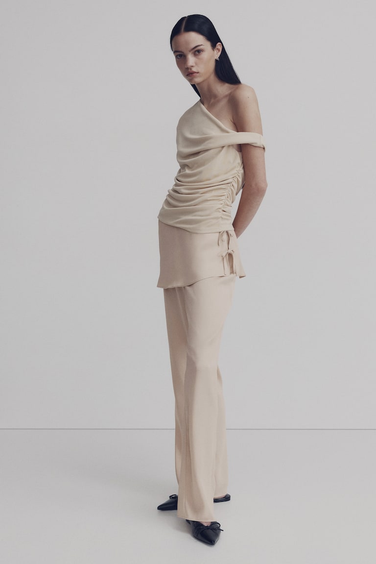 Satenske pantalone sa suknjom