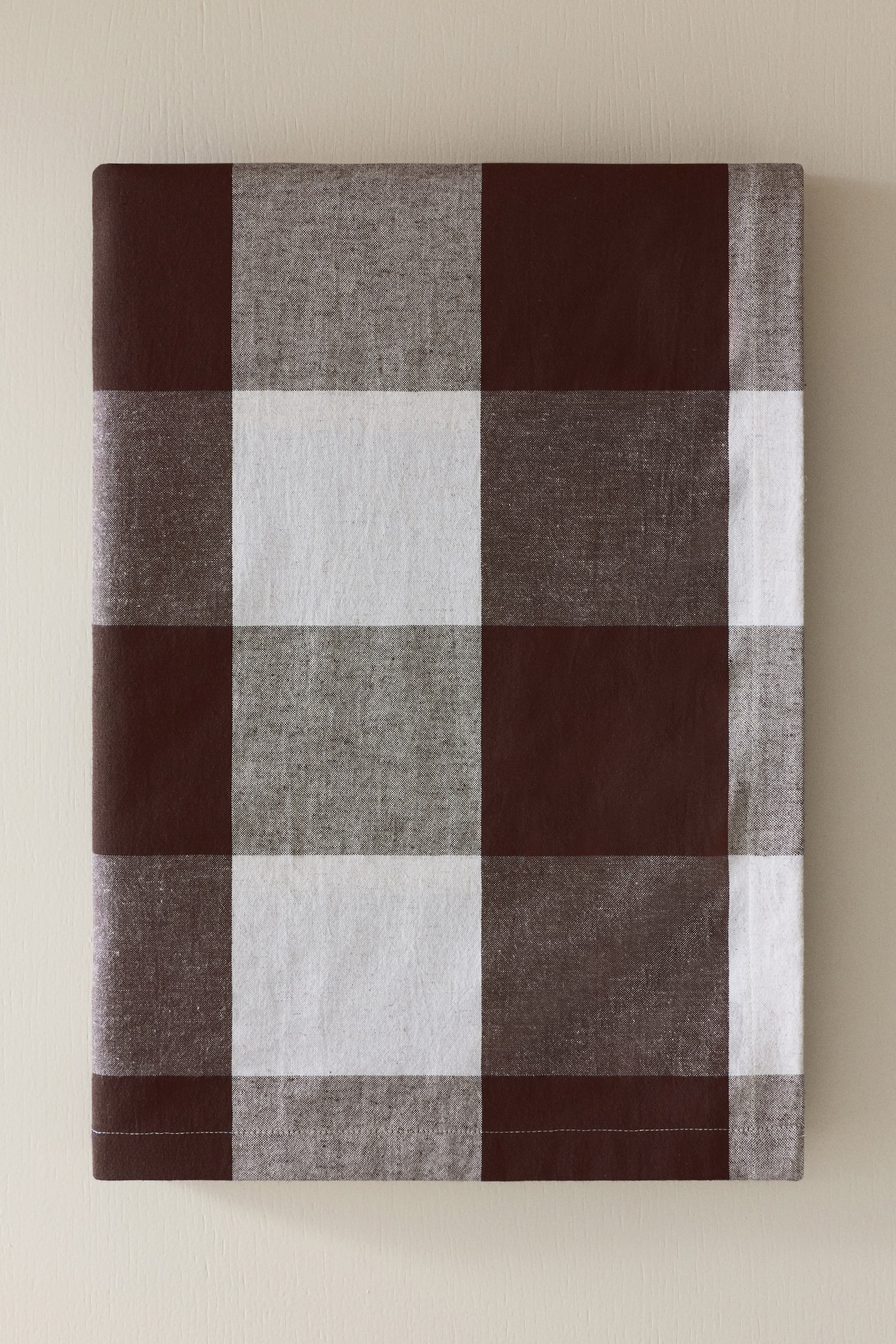 拡大画像を表示: リネンブレンドテーブルクロス - ダークブラウン／ギンガムチェック - Home All | H&M JP 1