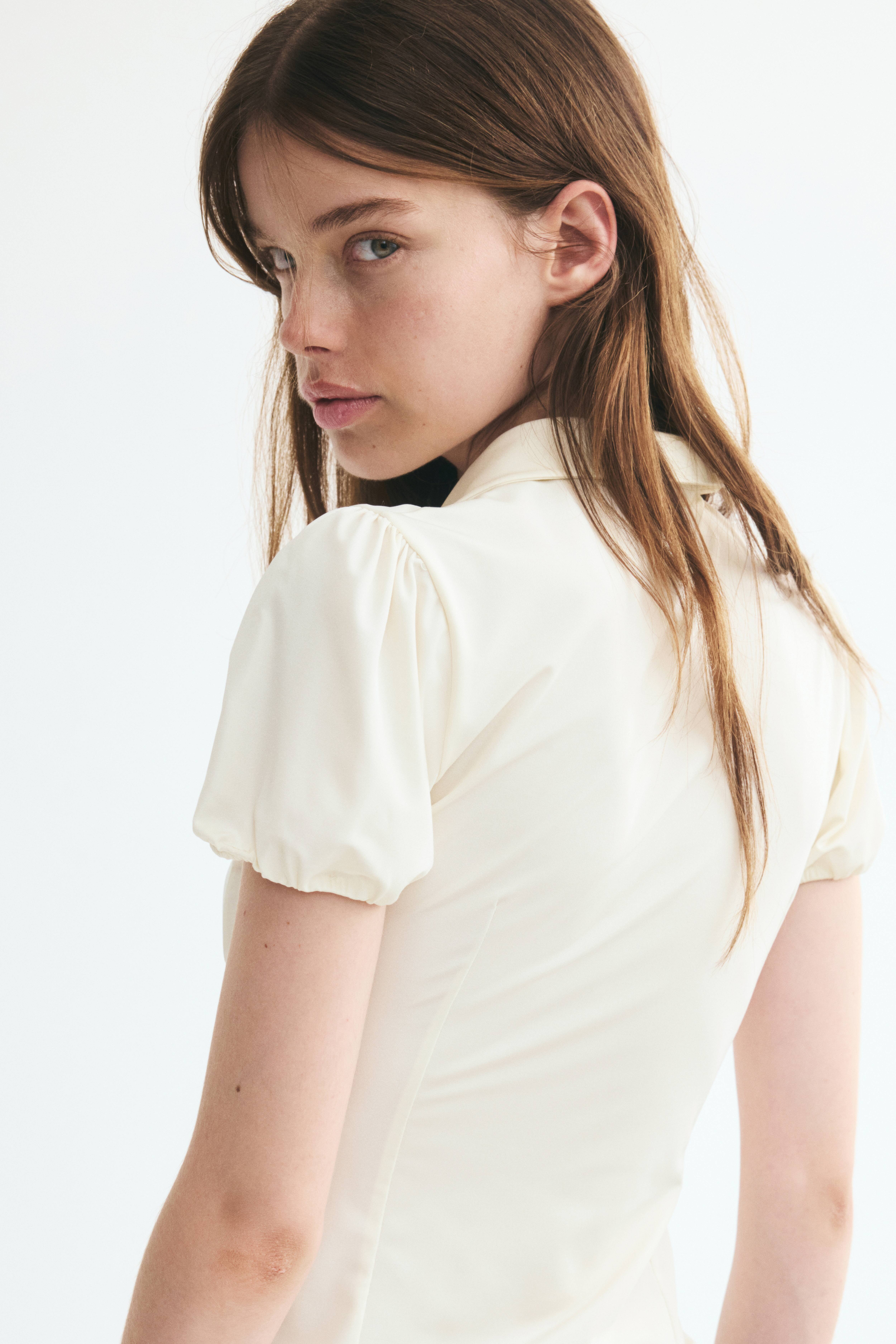 Puff-Sleeved Top