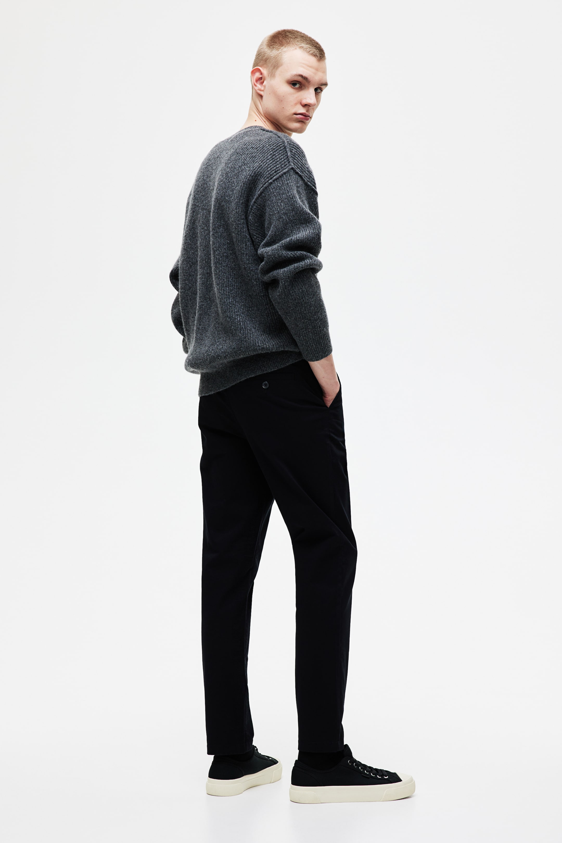 Slim Fit Cotton Chinos - Regular waist - Long - Black - Men | H&M US