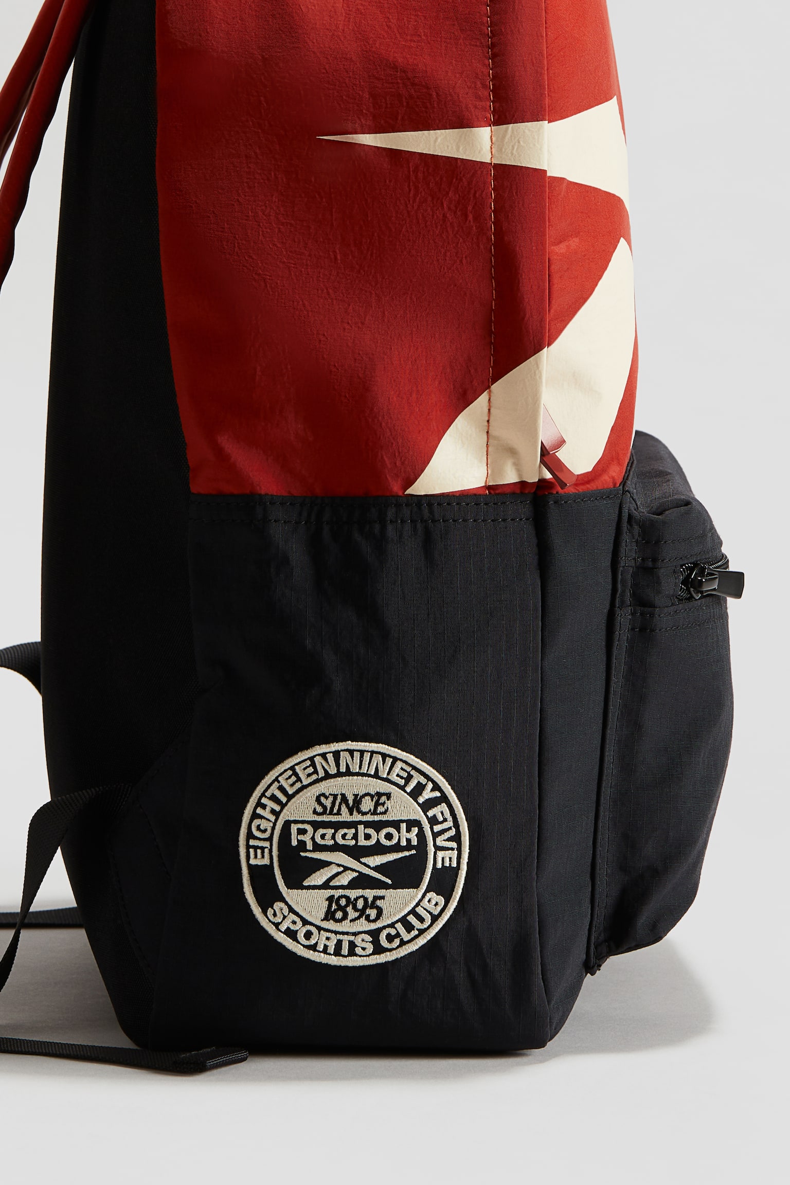 Motif-detail nylon backpack - Red/Reebok - 5