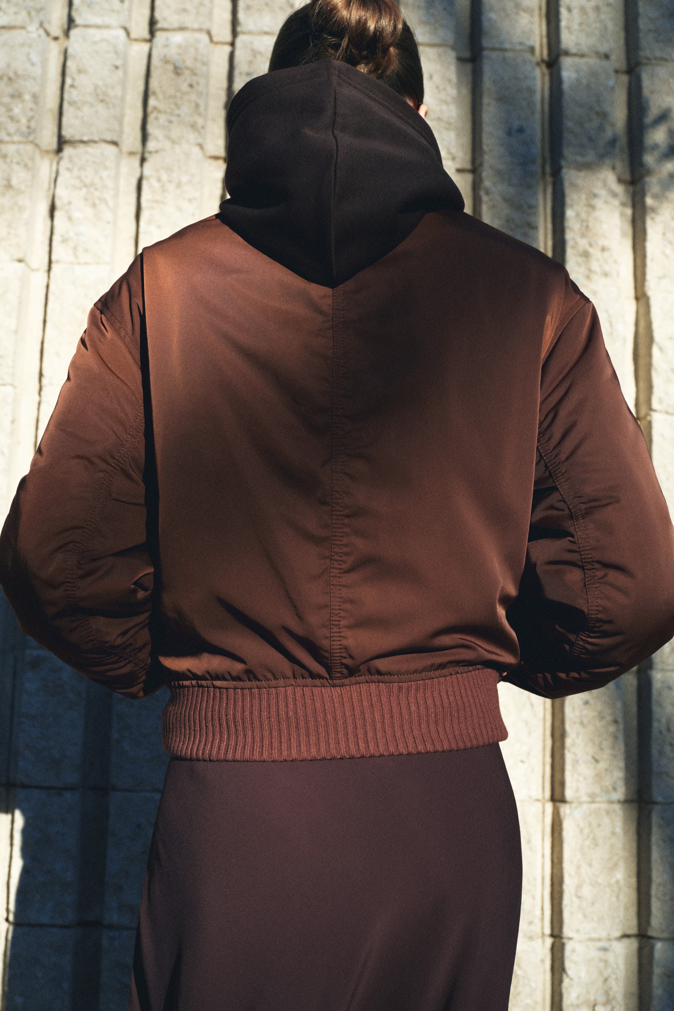 Женские куртки H&M Padded Bomber Jacket — фото 5