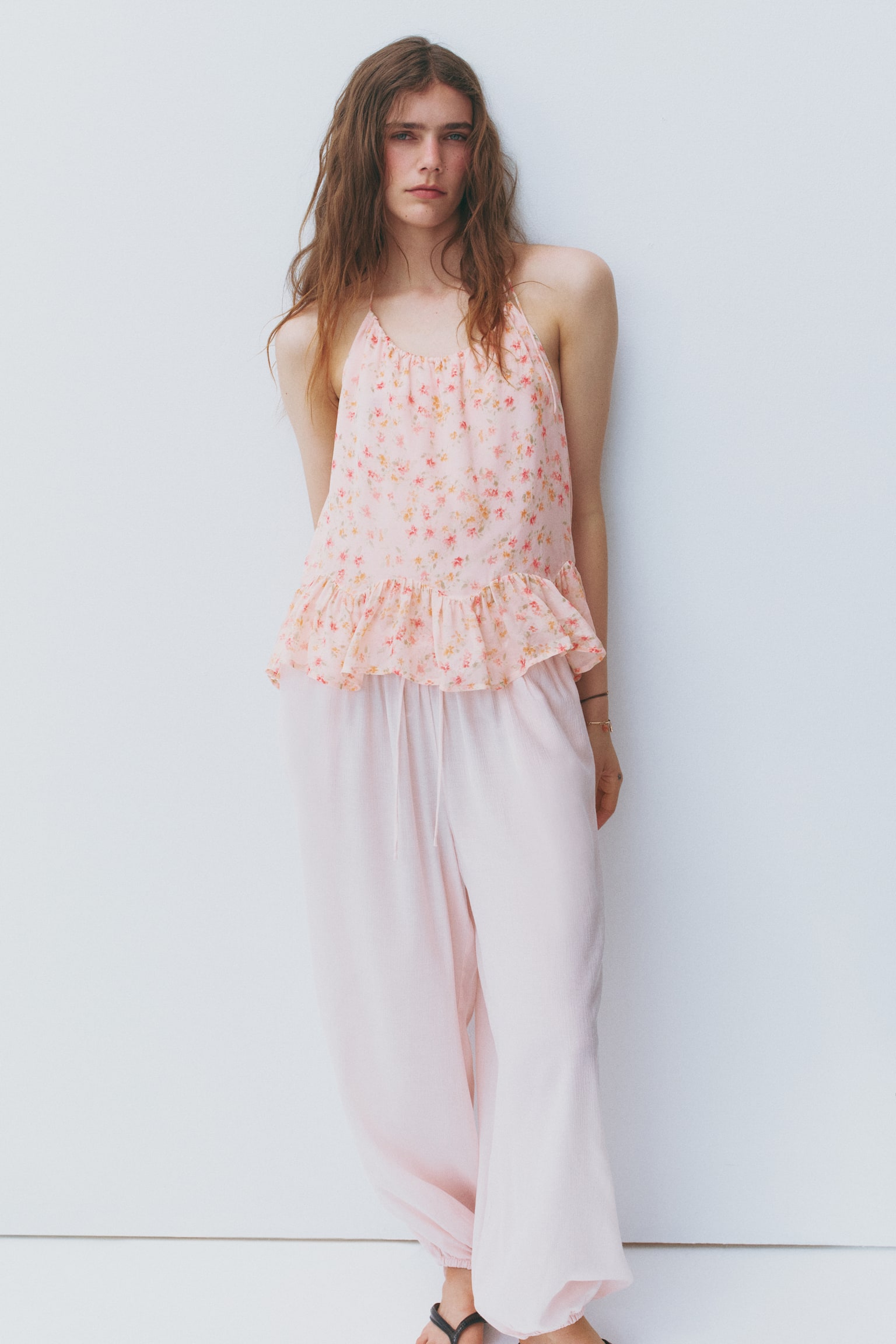 Frill-trimmed halterneck top - Light pink/Floral - 1