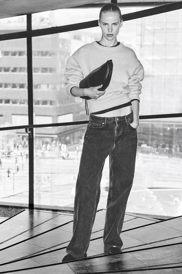 Wide Regular Waist Jeans
