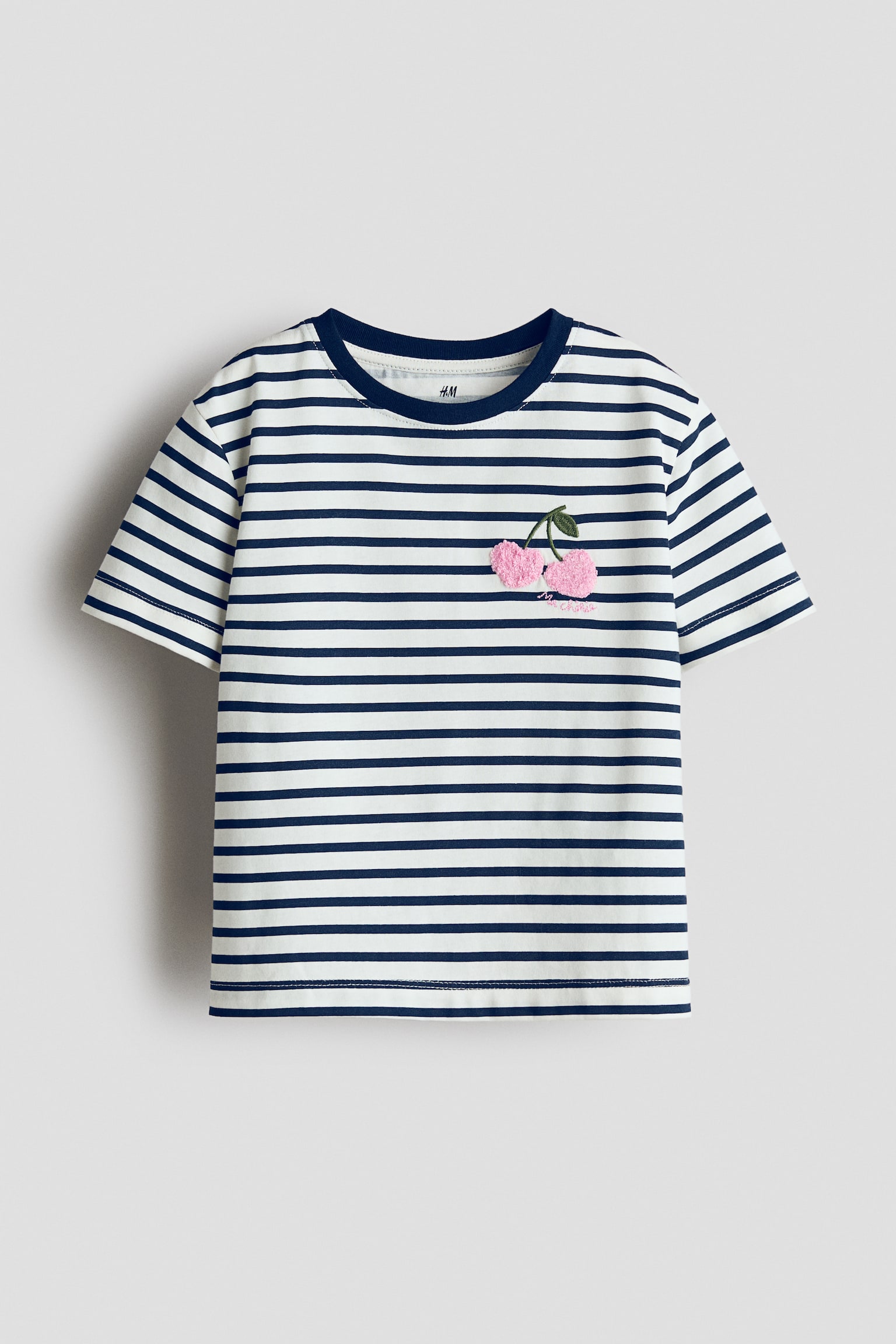 טישירט עם מוטיב - לבן/כחול נייבי/ורוד בהיר/פרפרים/ורוד בהיר/לבבות - 2