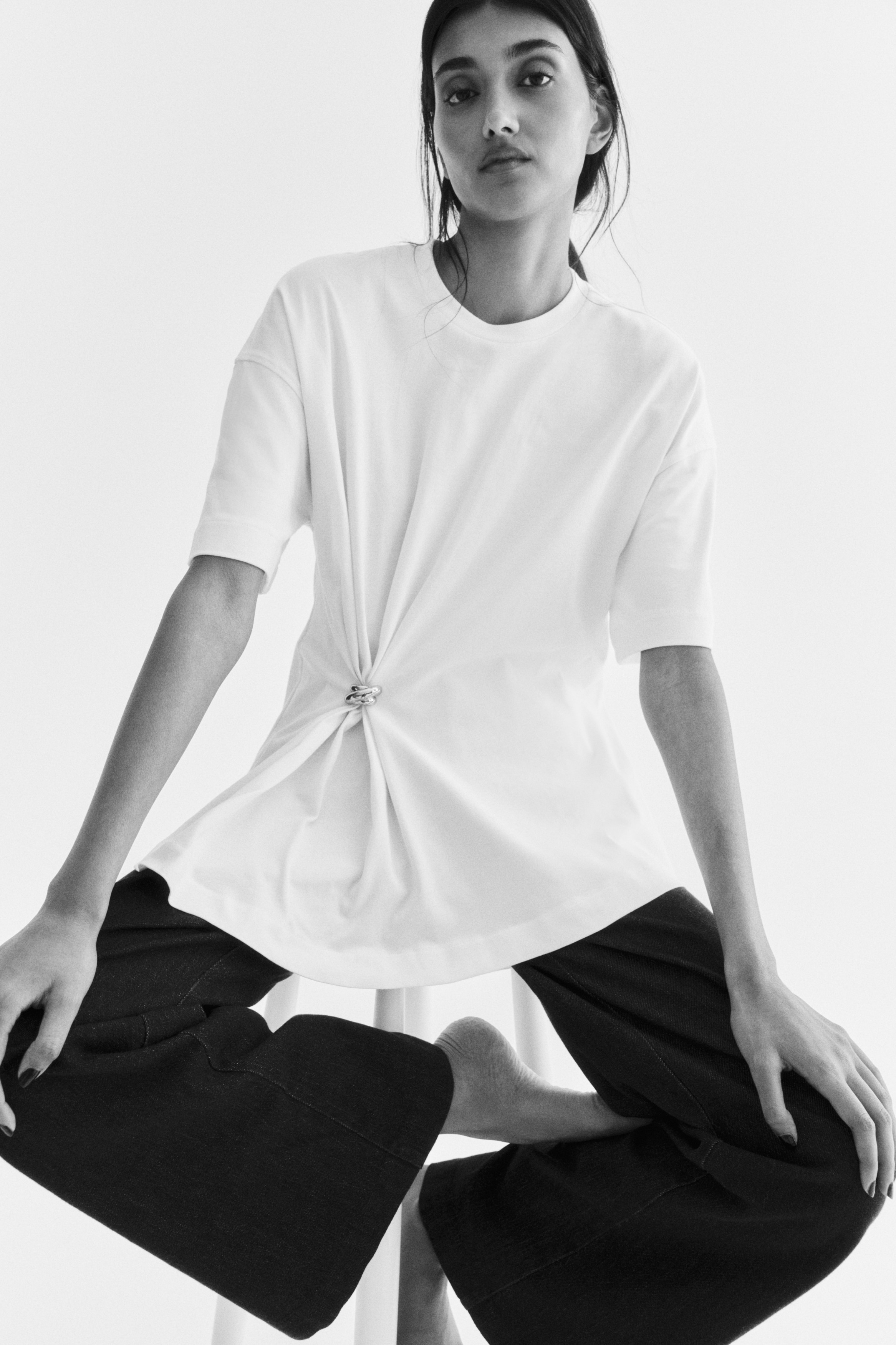 Femme - T-shirt avec détail en métal Blanc - Size: S  - H&M