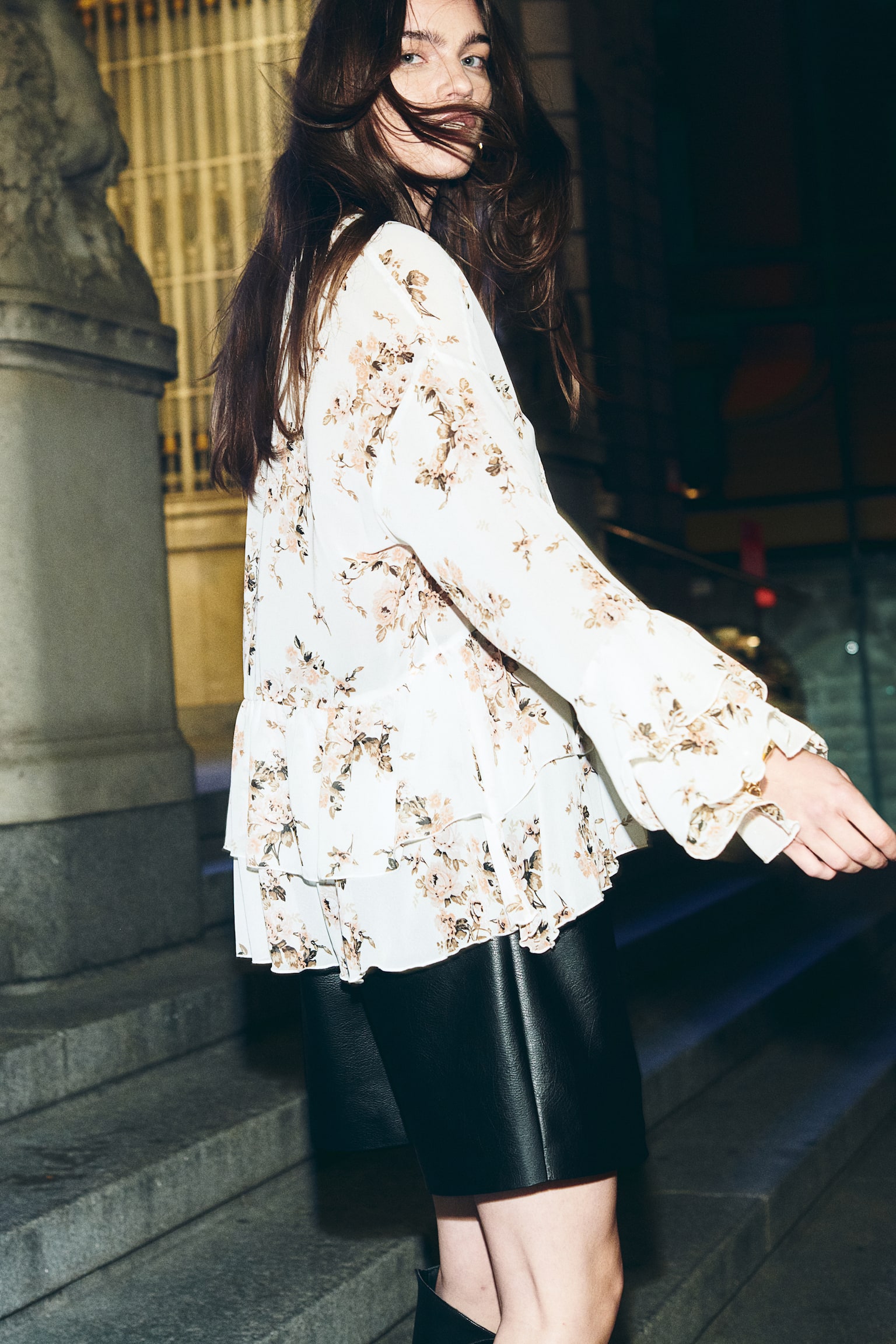 Flounced chiffon blouse - Cream/Floral/Black/Apricot - 1