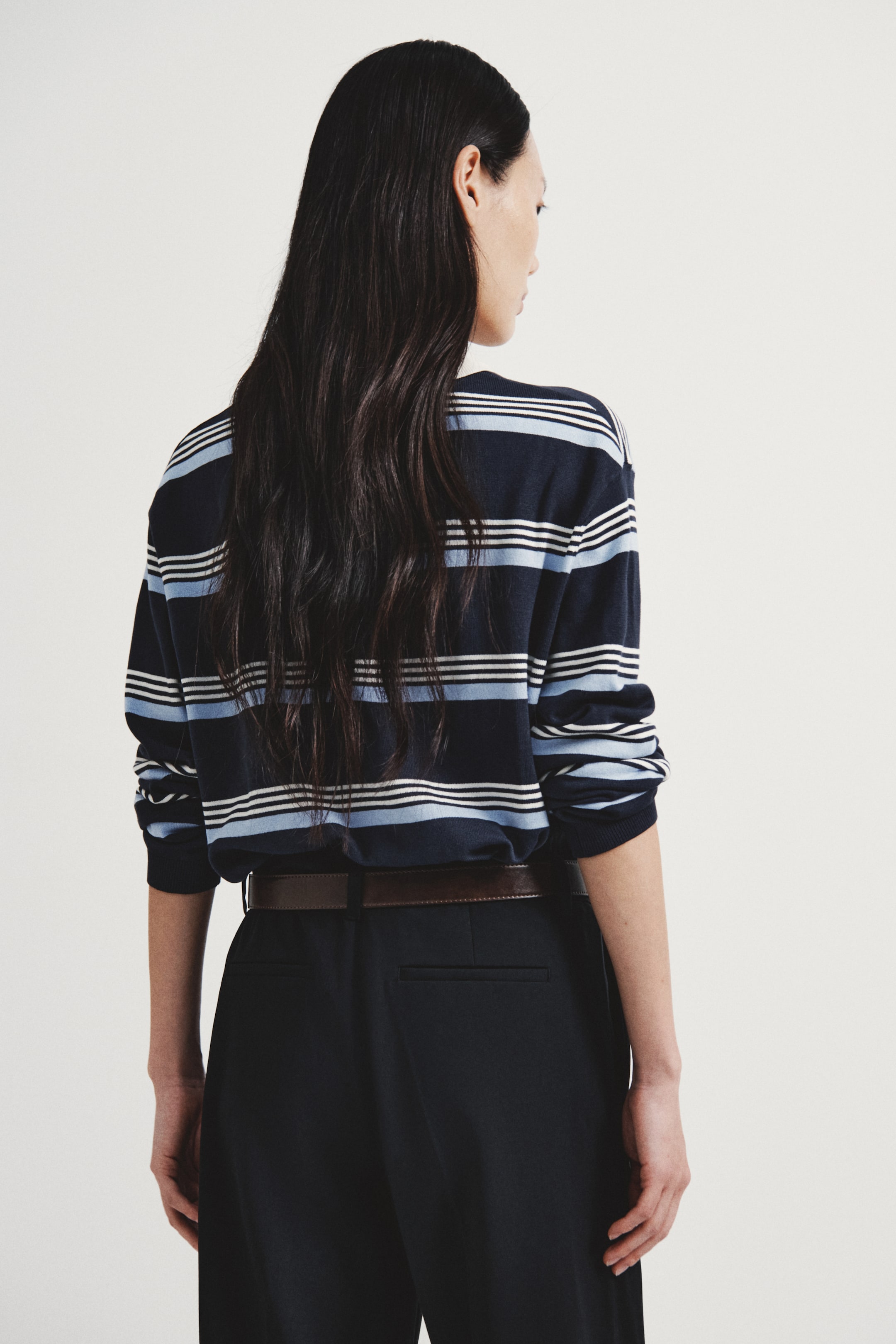 이미지 확대 보기: 파인니트 폴로셔츠 - 네이비 블루/스트라이프 - 여성 | H&M KR 3