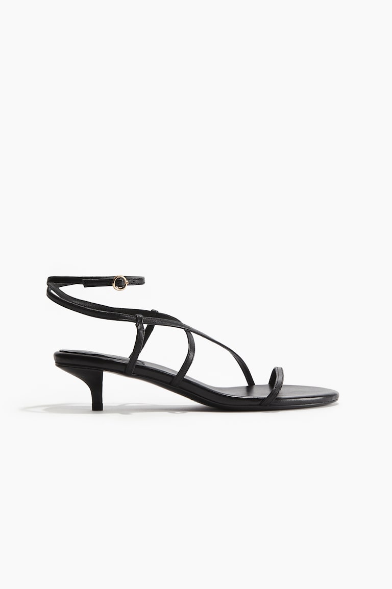 Kitten-heeled leather sandals