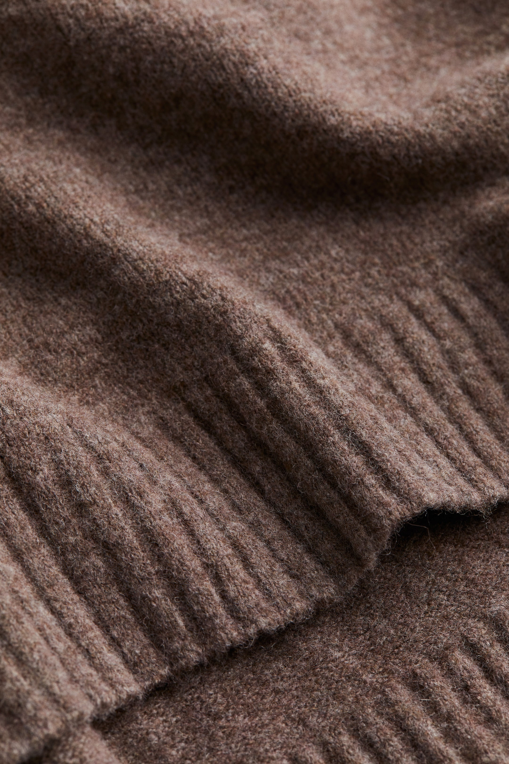 Fine-knit jumper - Round neck - Long sleeve - Brown marl - Ladies | H&M GB