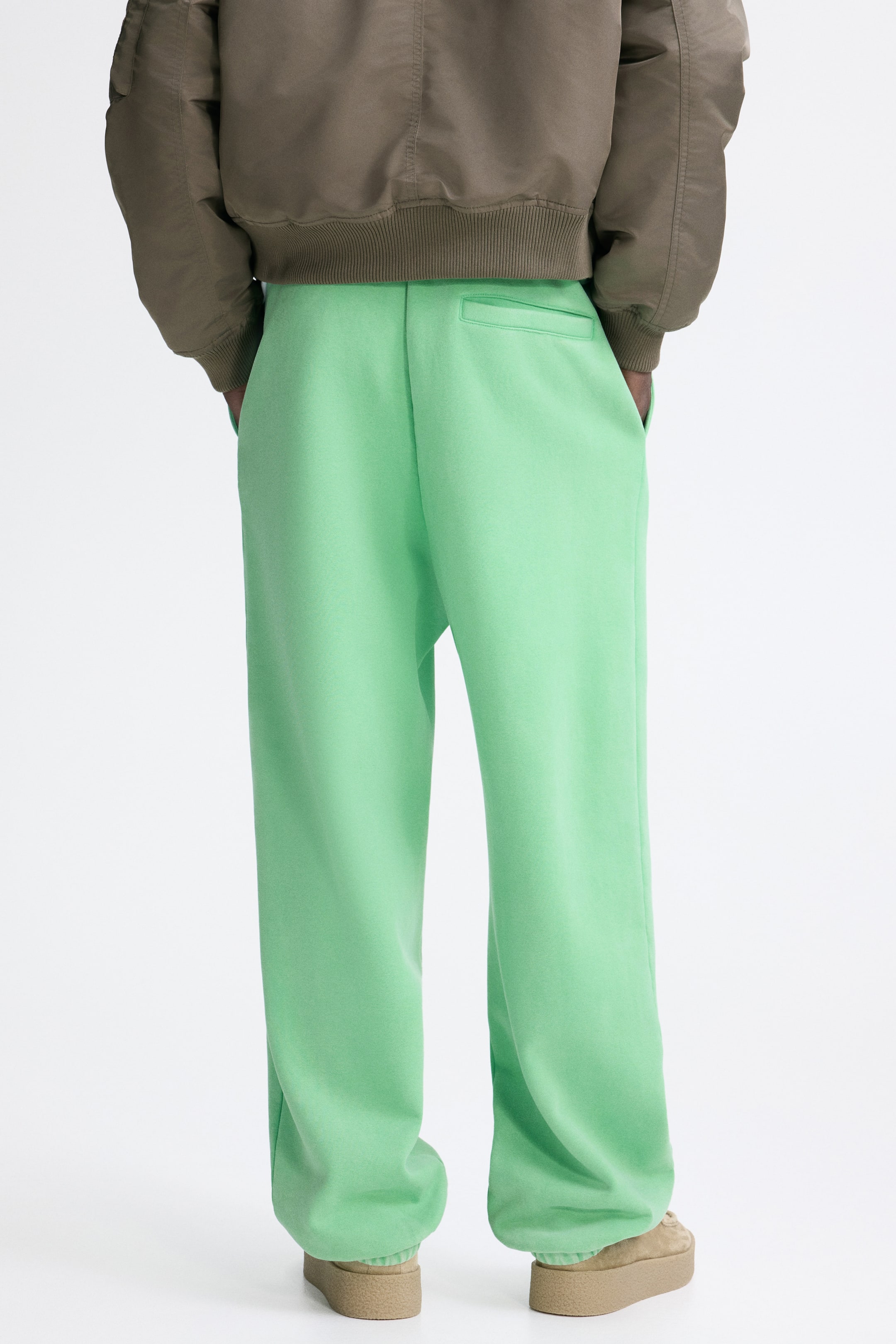 Grotere afbeelding bekijken: Sweatpants - Loose Fit - Heldergroen - HEREN | H&M NL 4