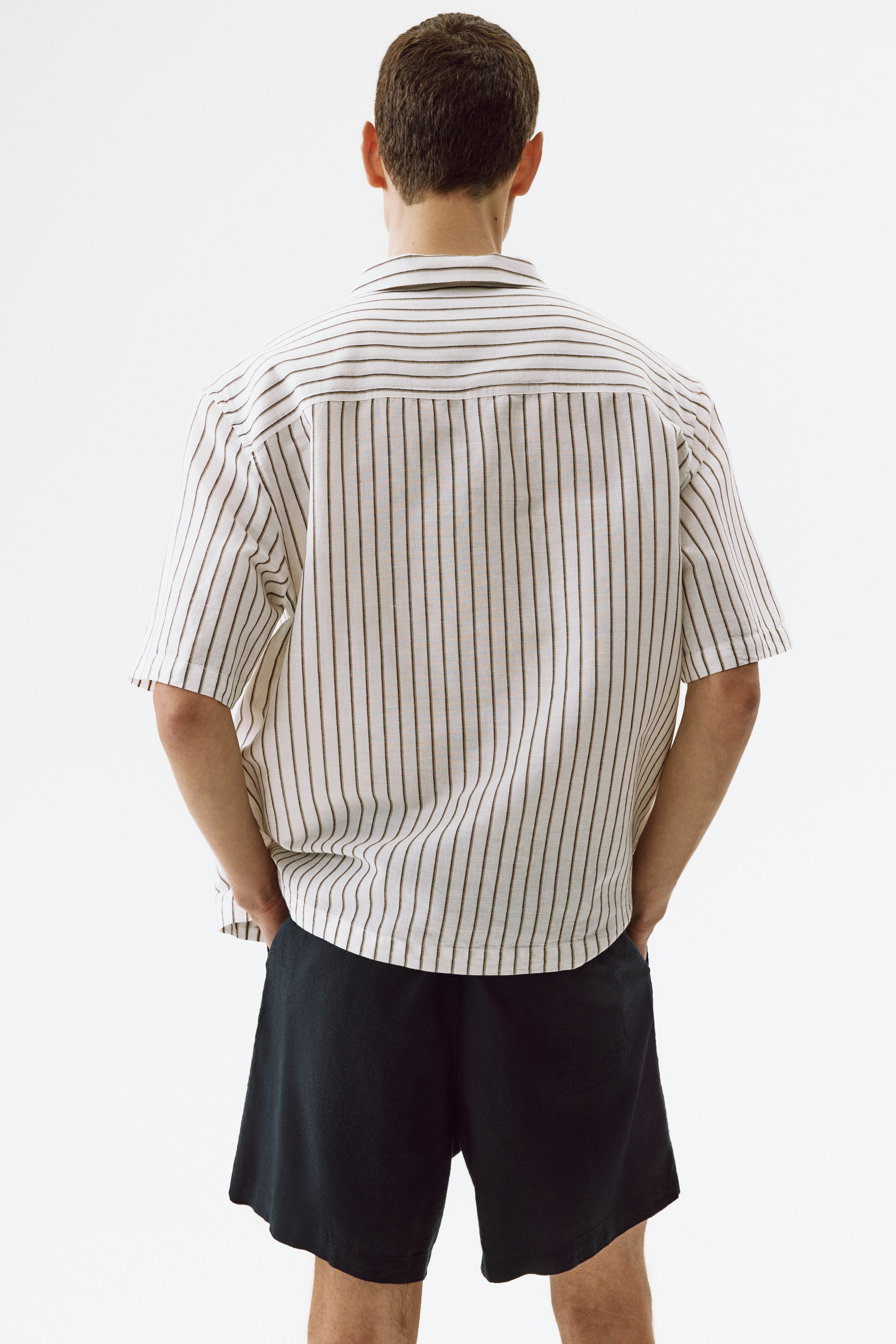 Relaxed Fit Linen-blend shorts