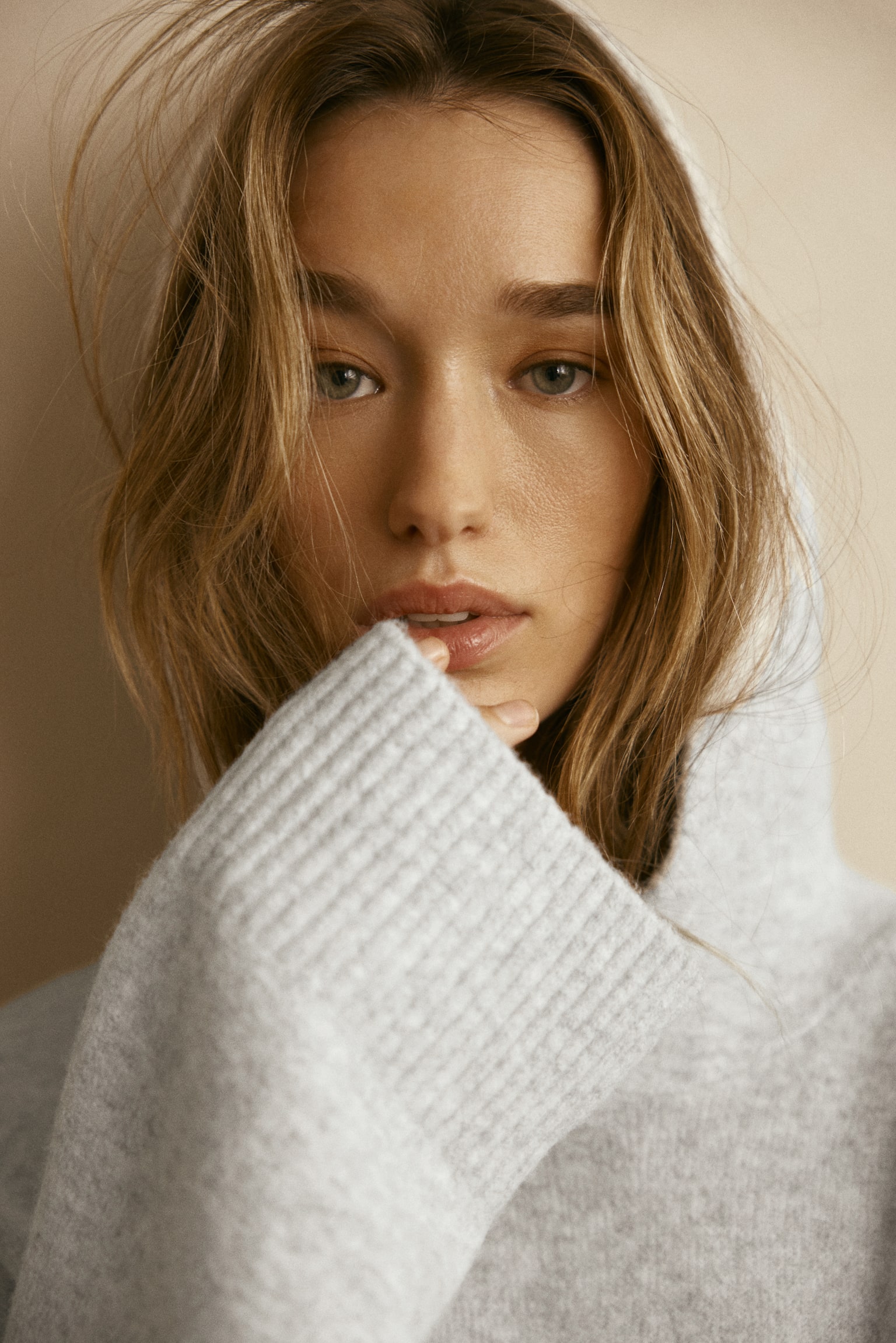 Knitted hoodie - Light grey marl - 6