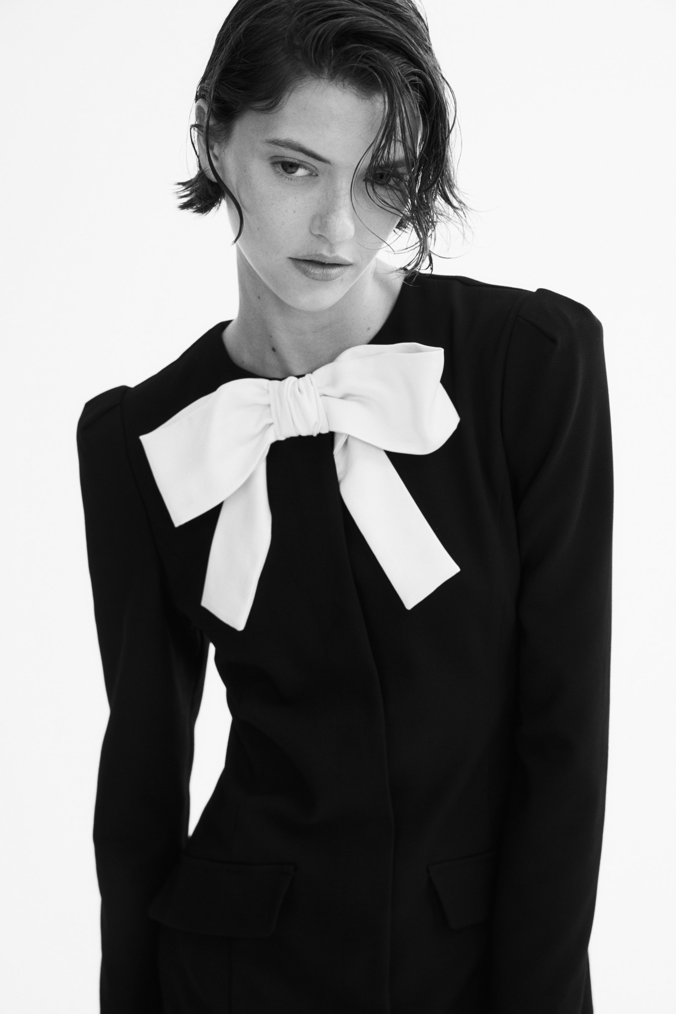 View larger image: Bow-detail shoulder-pad dress - Black - Ladies | H&M 1