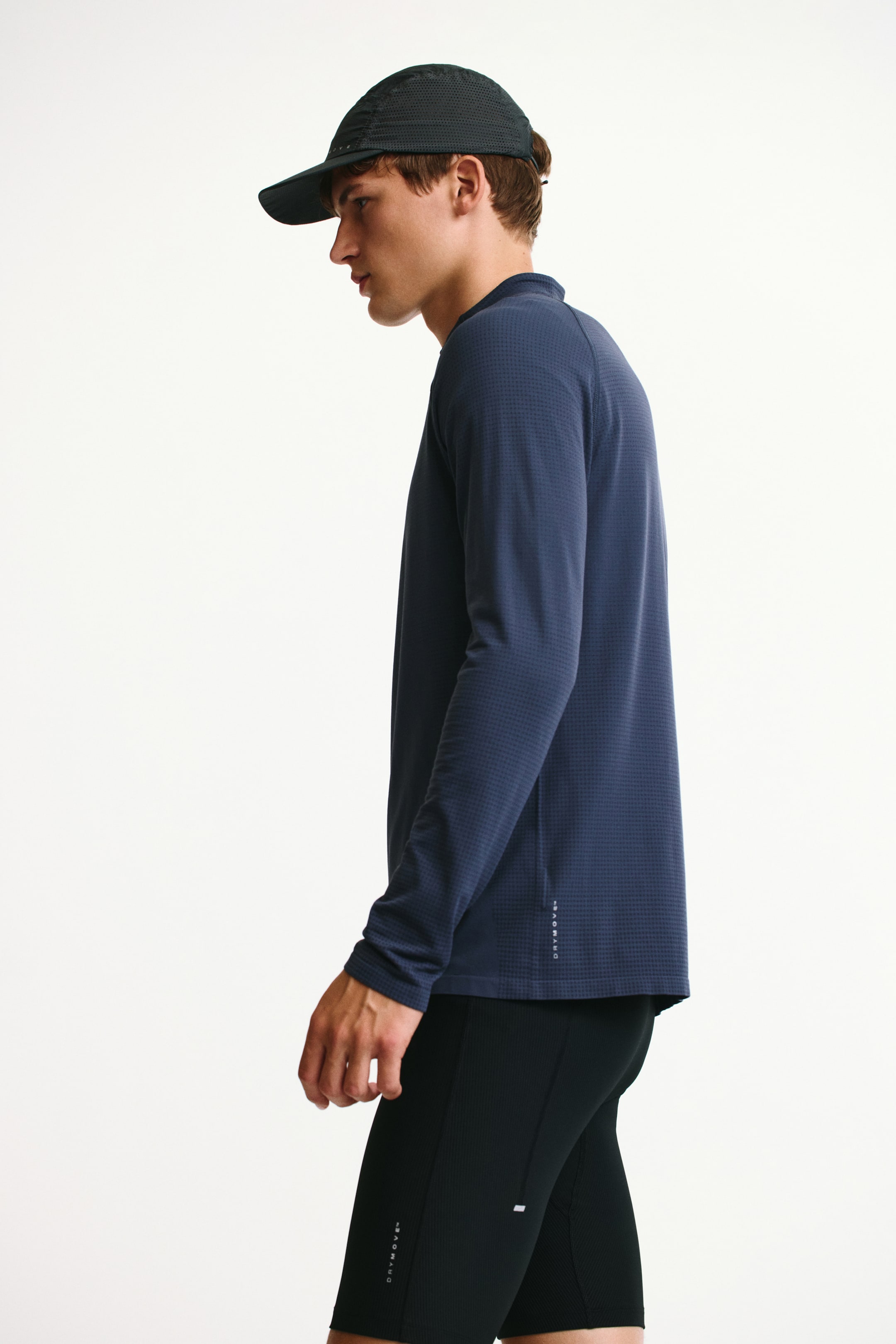 Muscle-Fit Half-Zip Sports Shirt with DryMove™