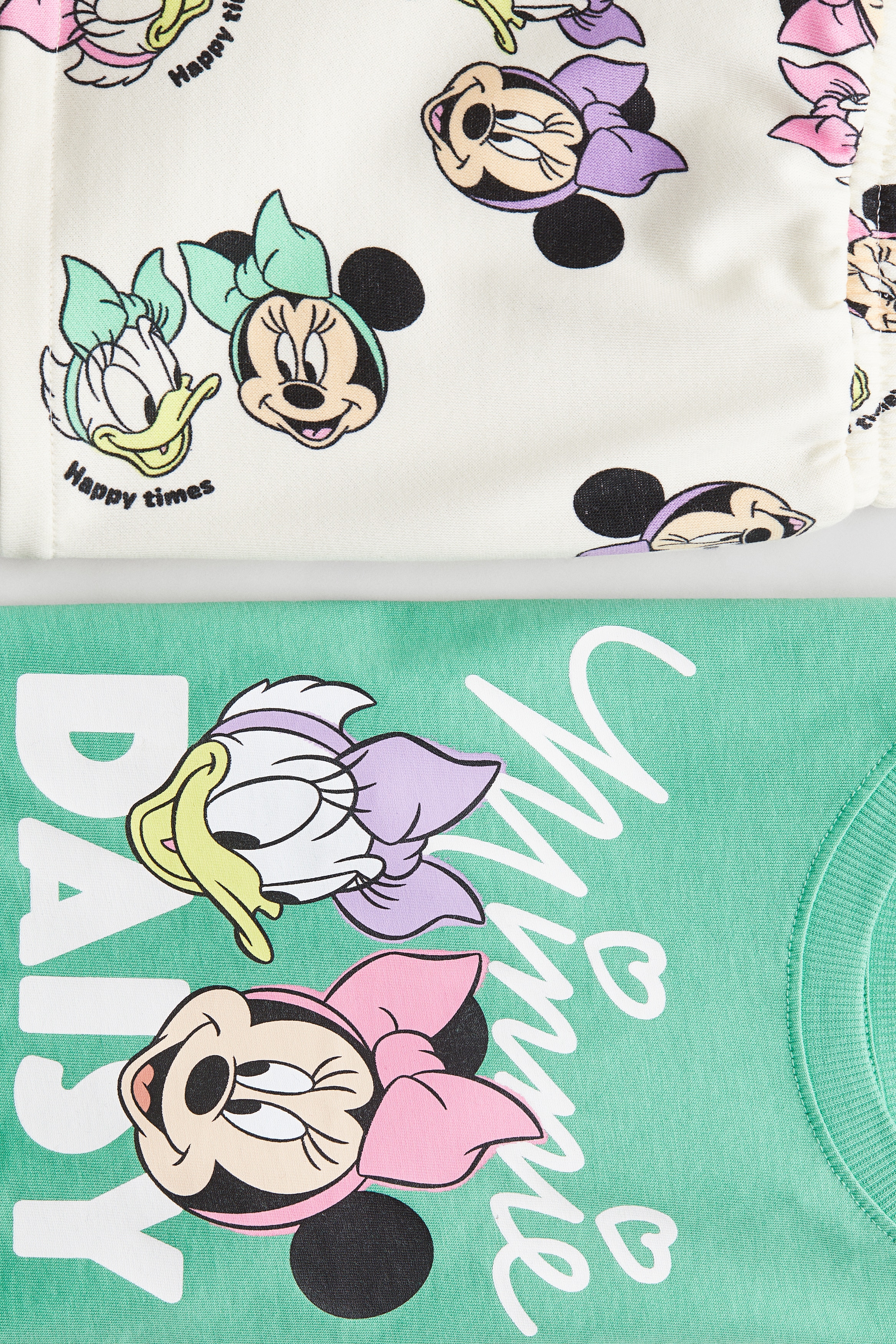 2-piece t-shirt and shorts set-image