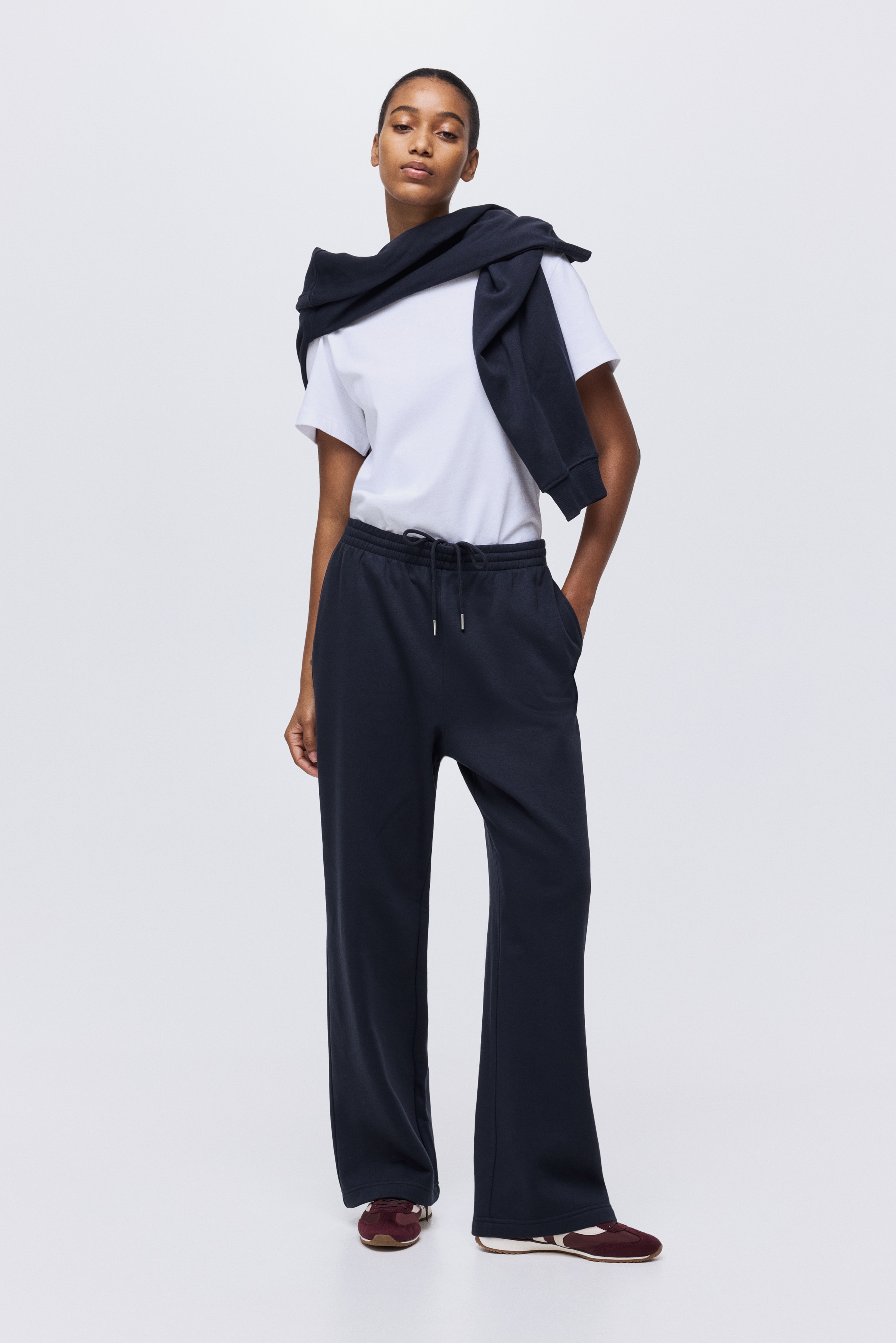 Sweatpants - Marineblau/Hellgraumeliert/Dunkelbraun/Marineblau/Schwarz/Graumeliert/Dunkelrot/Helltürkis/Cremefarben/Khakigrün