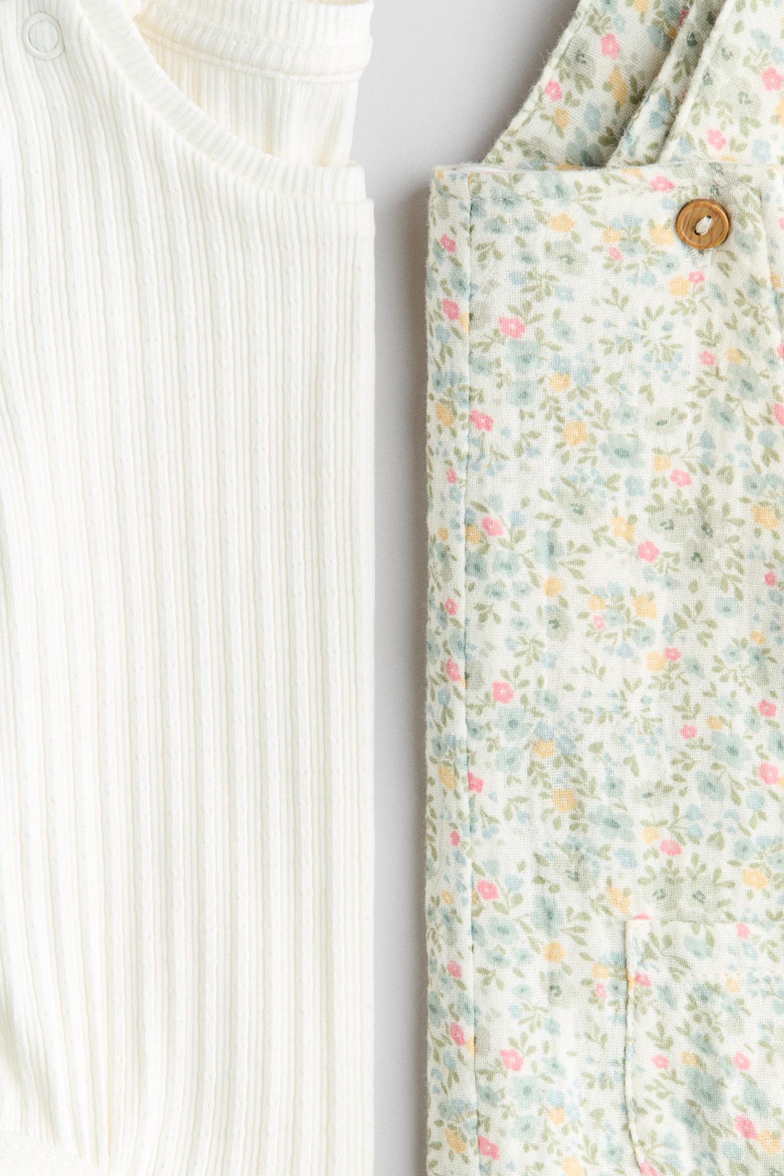 Dvoudílná bavlněná souprava - Zelená/květy - 2