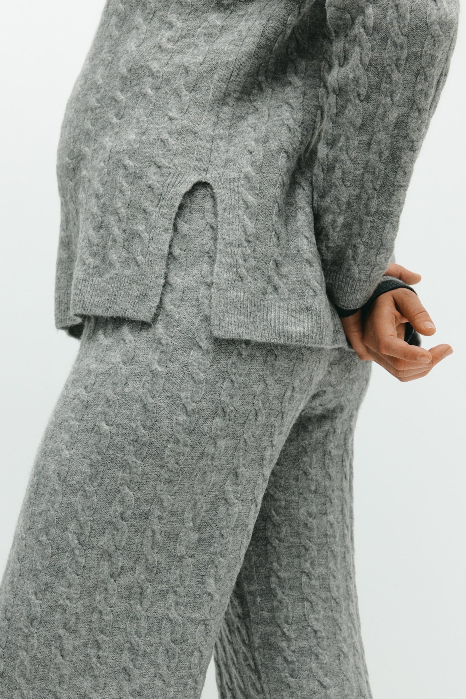 Женский свитер H&M Mama Cable-Knit, цвет: Серый меланжевый — фото 4
