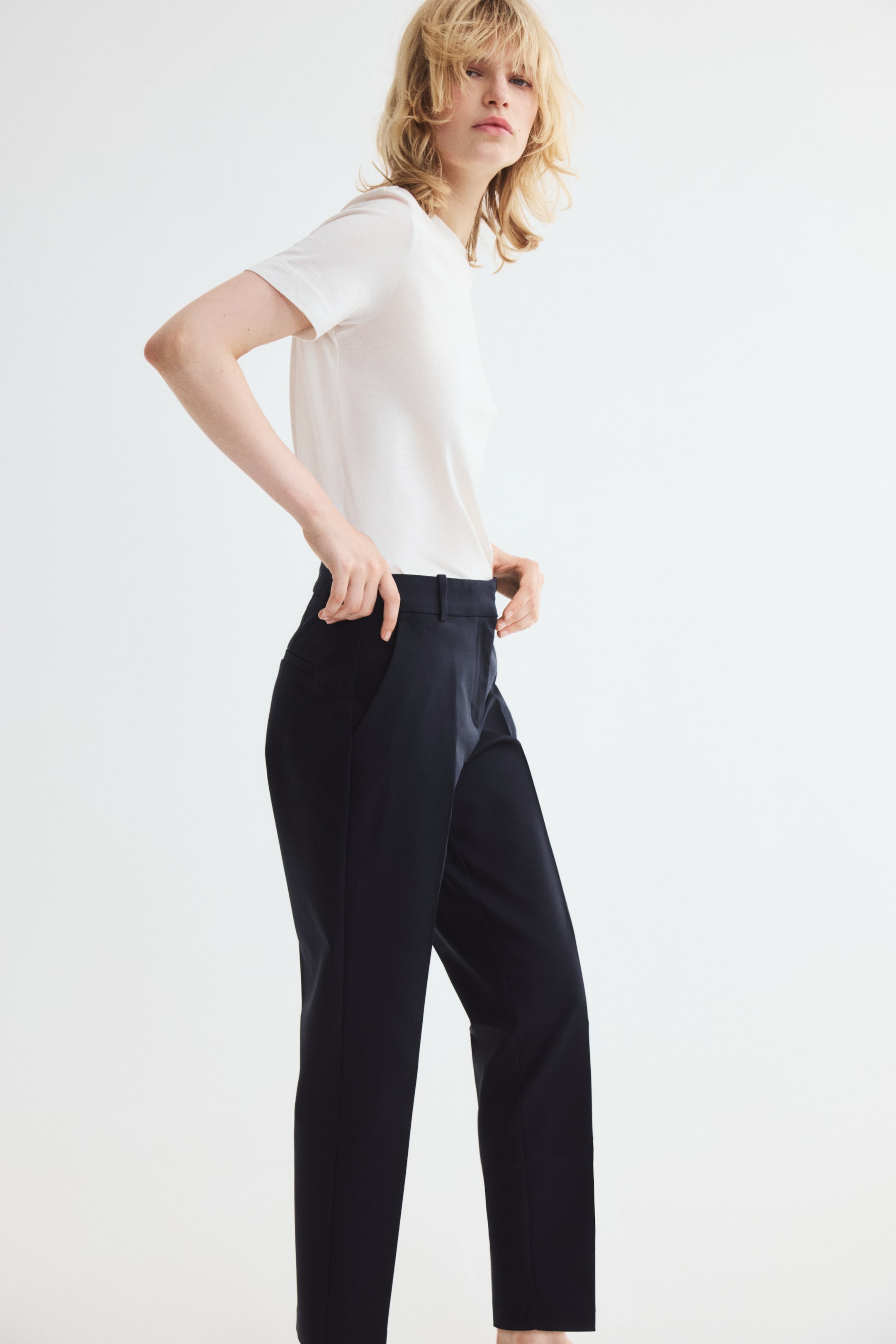 Grösseres Bild ansehen: Zigarettenhose - Marineblau - DAMEN | H&M CH 1