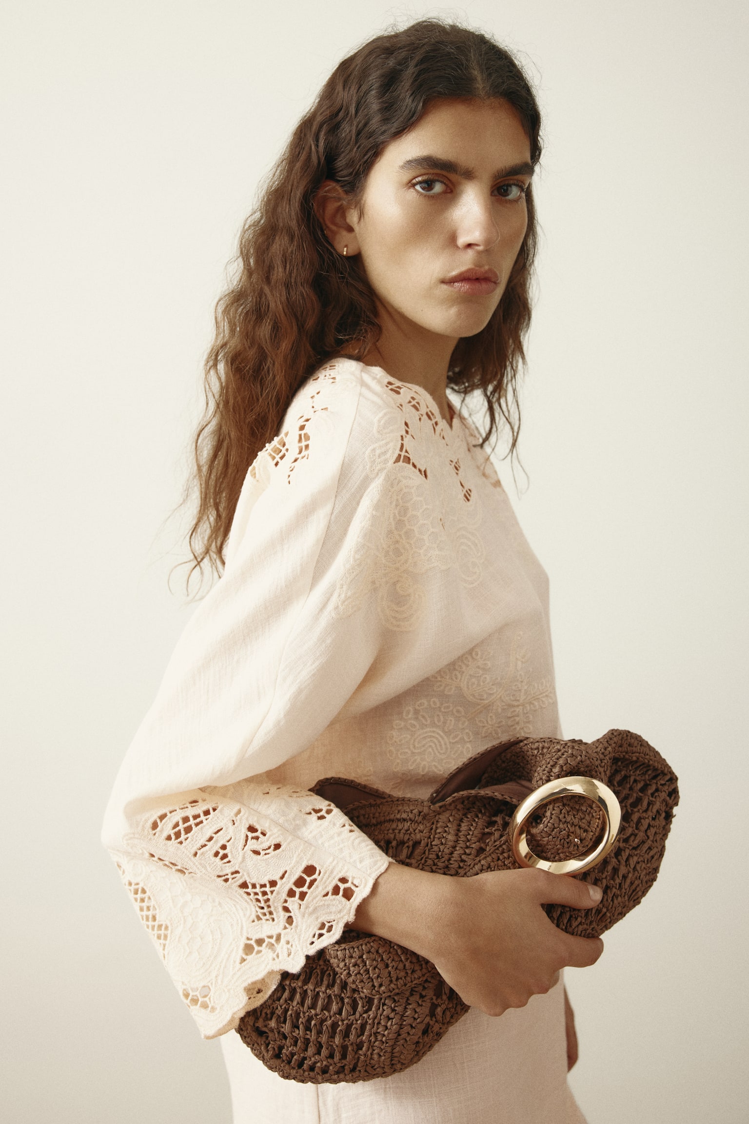 Сукня з ажурною вишивкою - Кремовий - 4