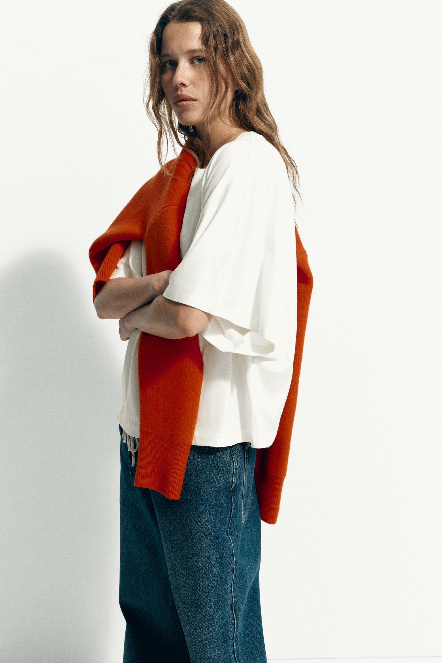 Batwing-sleeved T-shirt - 1