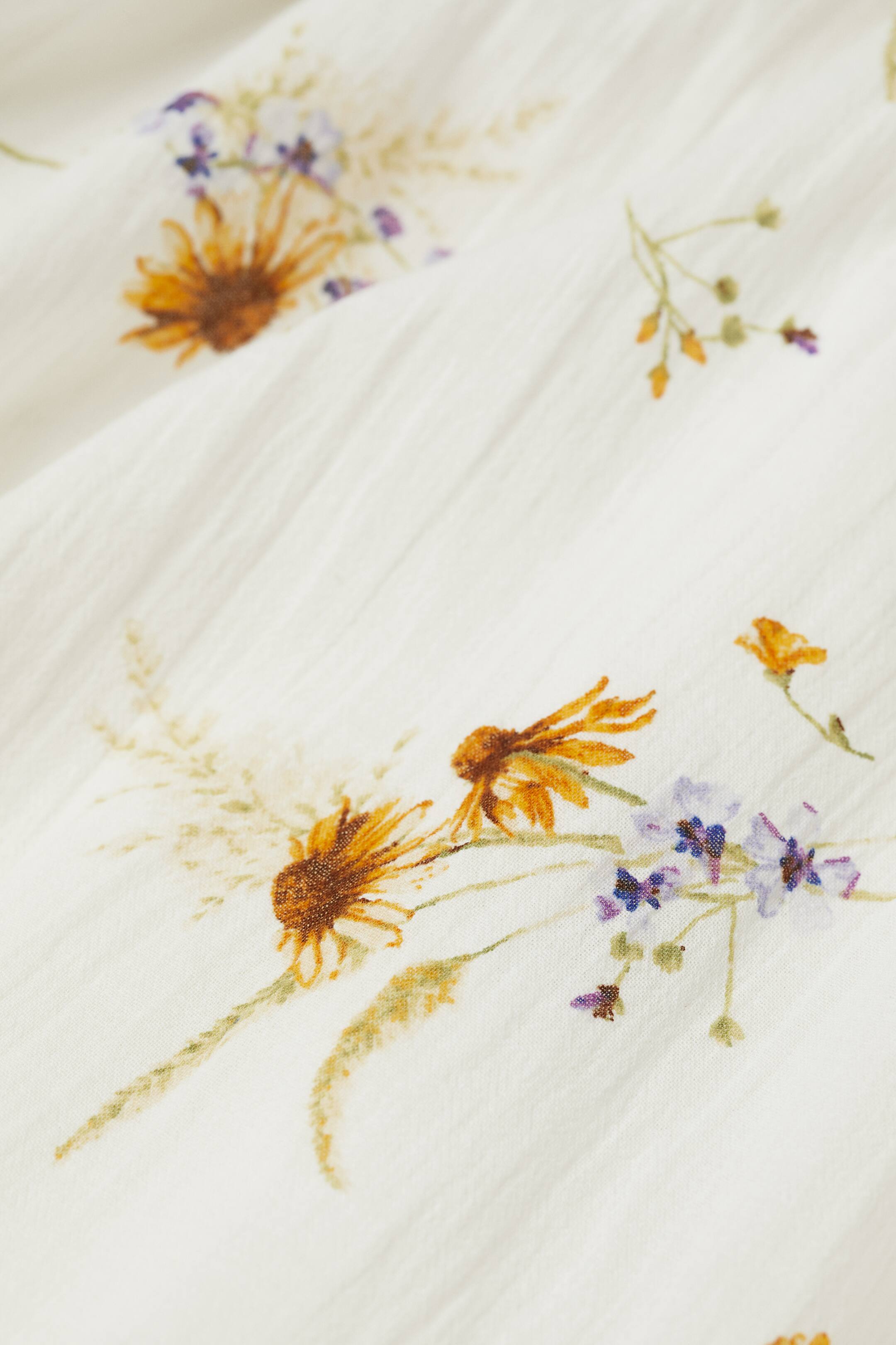 Visa större bild: Långklänning med knytband - Crèmevit/Blommig - DAM | H&M FI 3