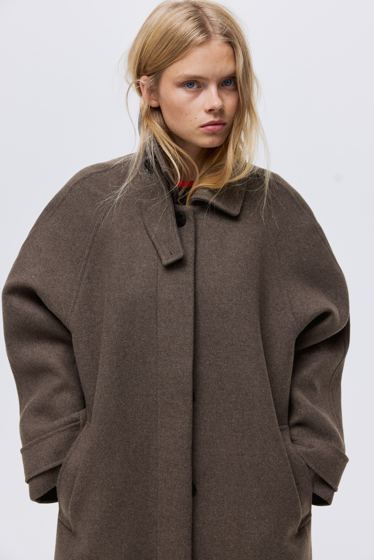 מעיל עם חגורת קשירה - חום מאובק - 9