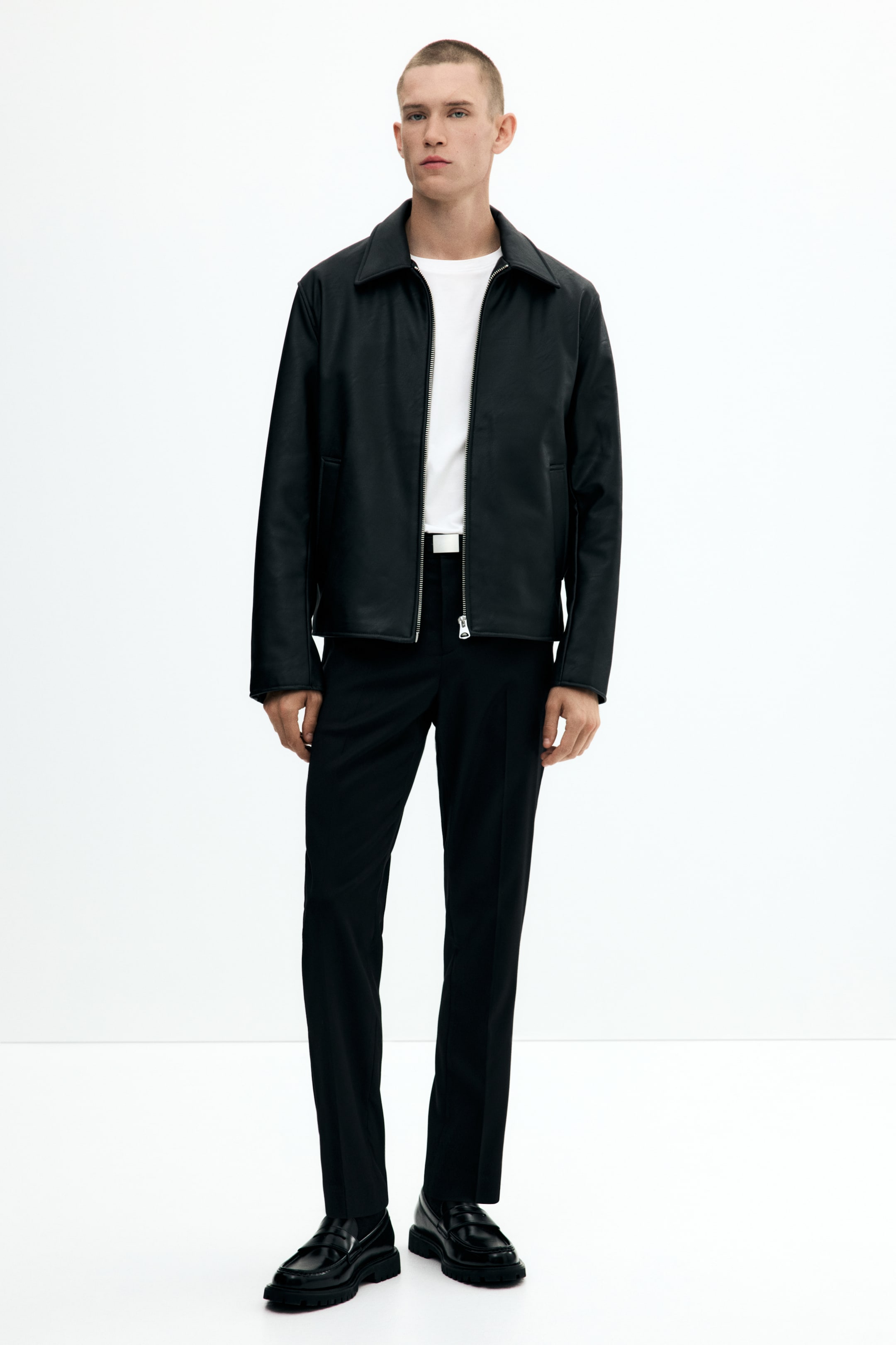 Voir une image plus grande: Pantalon d'habit près du corps - Noir - HOMME | H&M CA 1