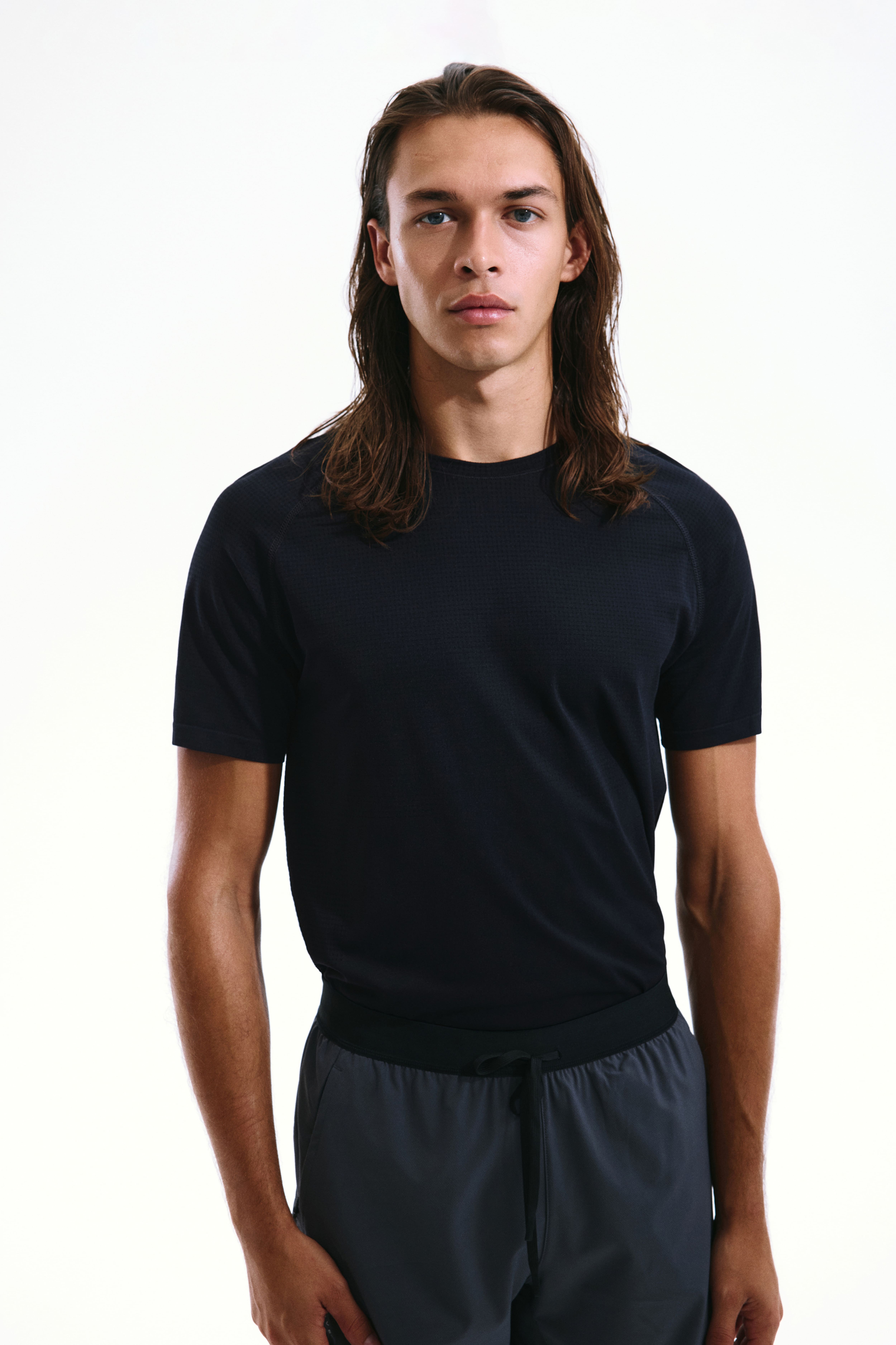 Muscle Fit Sports T-Shirt with DryMove™