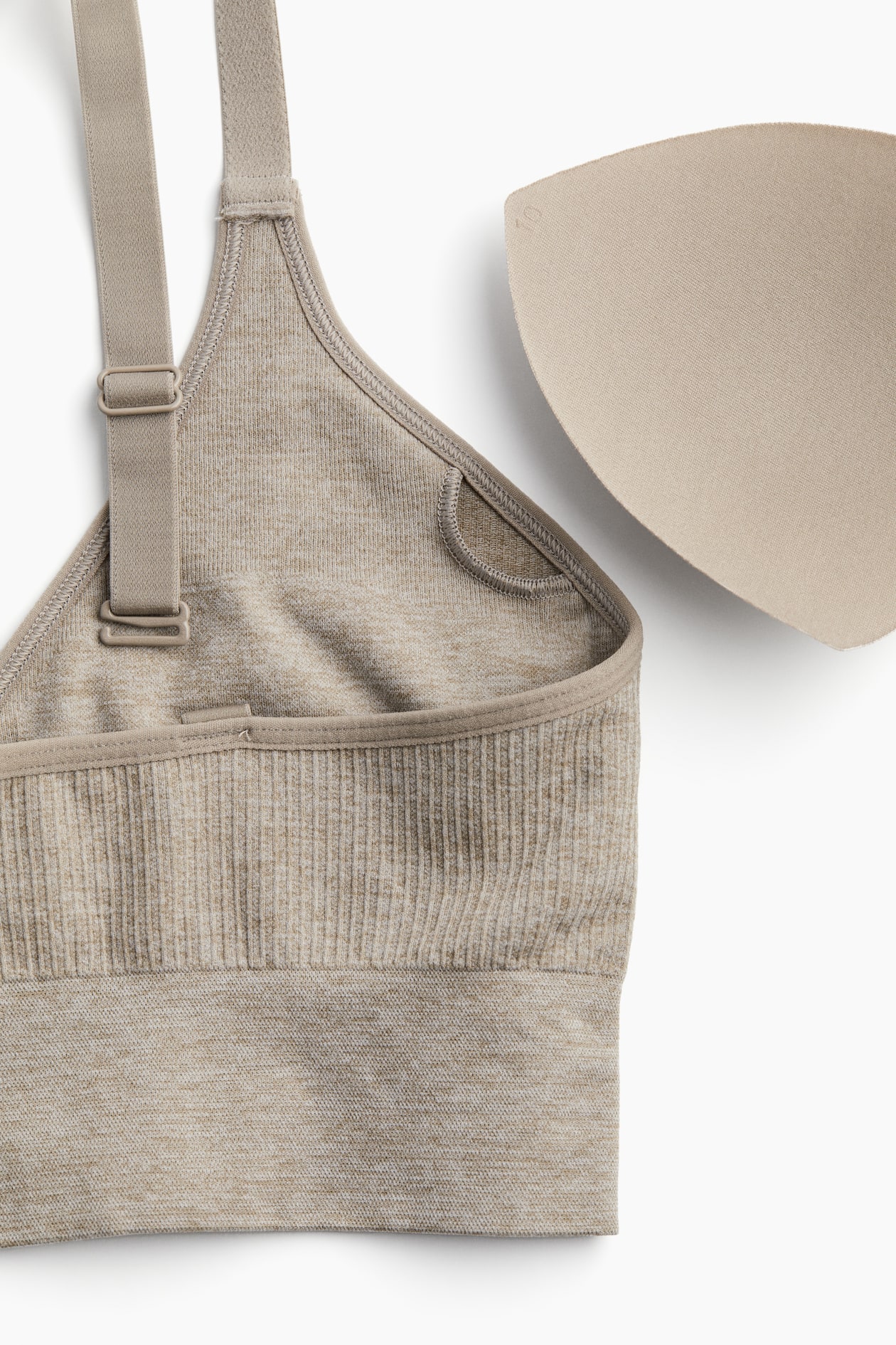 Seamless Medium-Support Sports Bra with DryMove - image 2