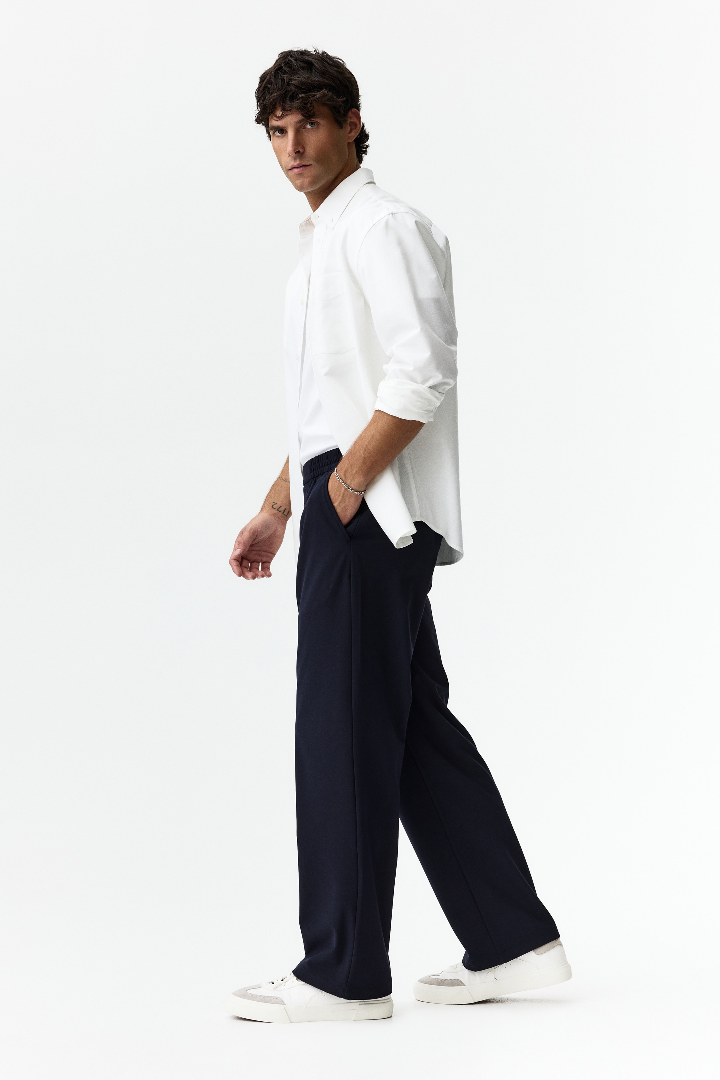 Four-way Stretch Wide Pull-on trousers