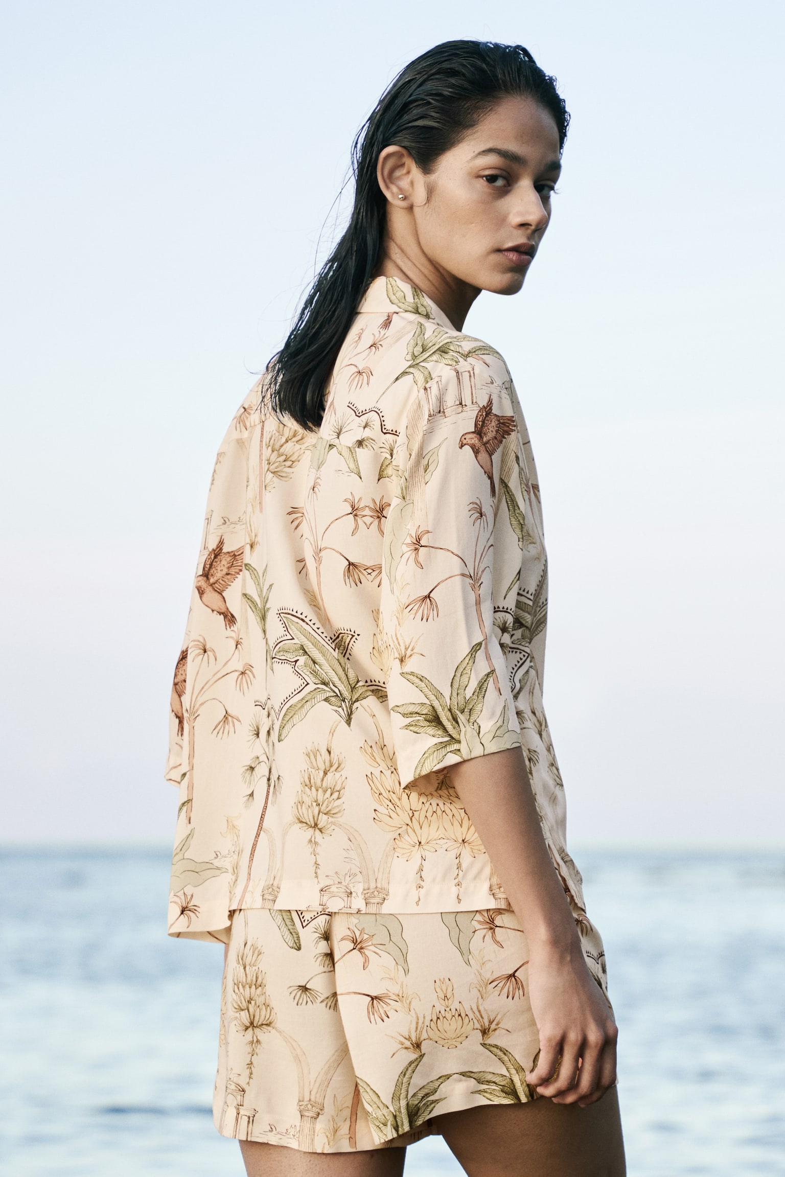 Tie-front viscose shirt - Pale yellow/Plants/Khaki green - 6