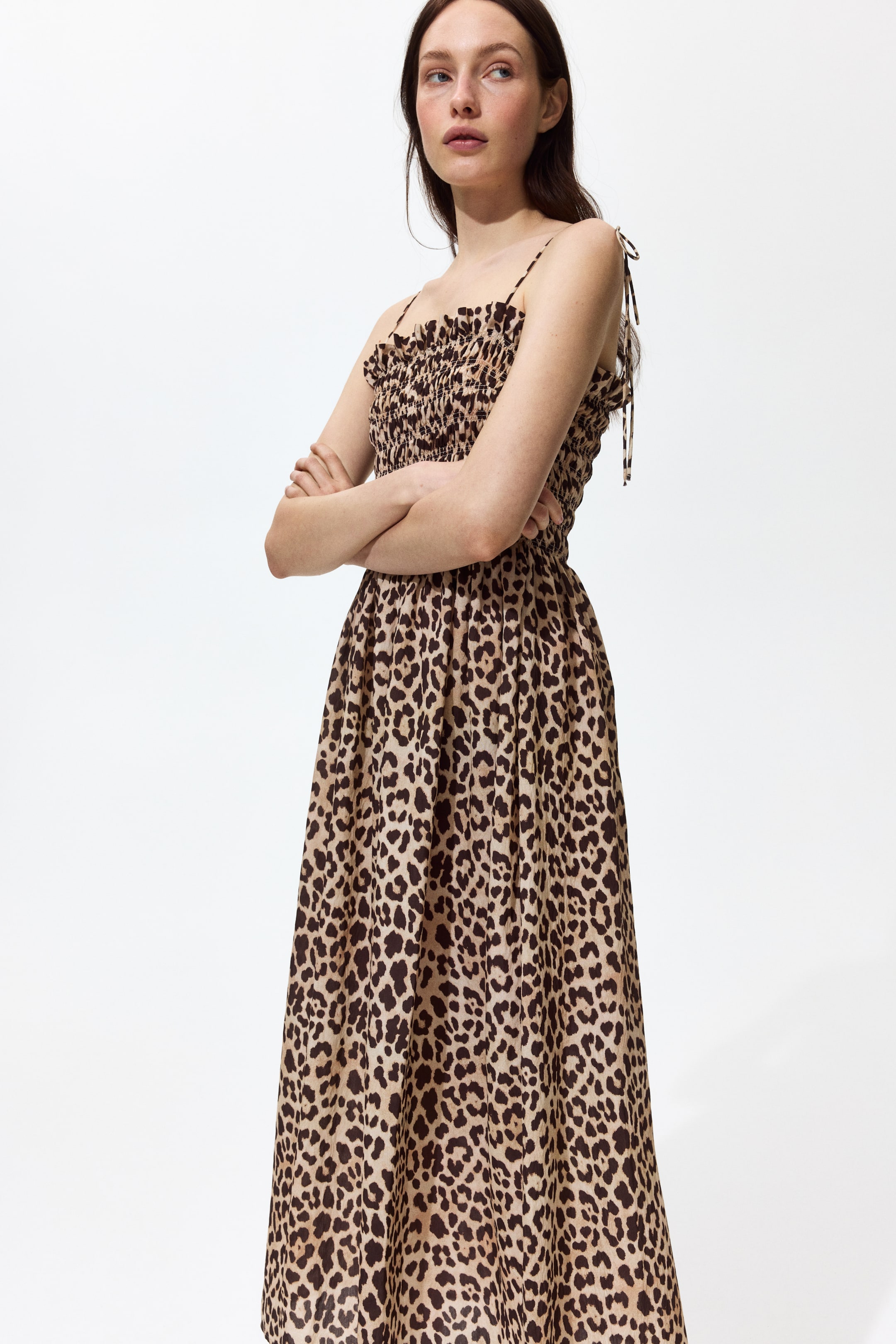 Voir une image plus grande: Robe avec bretelles à nouer et corsage smocké - Beige/imprimé léopard - Ladies | H&M CA 1