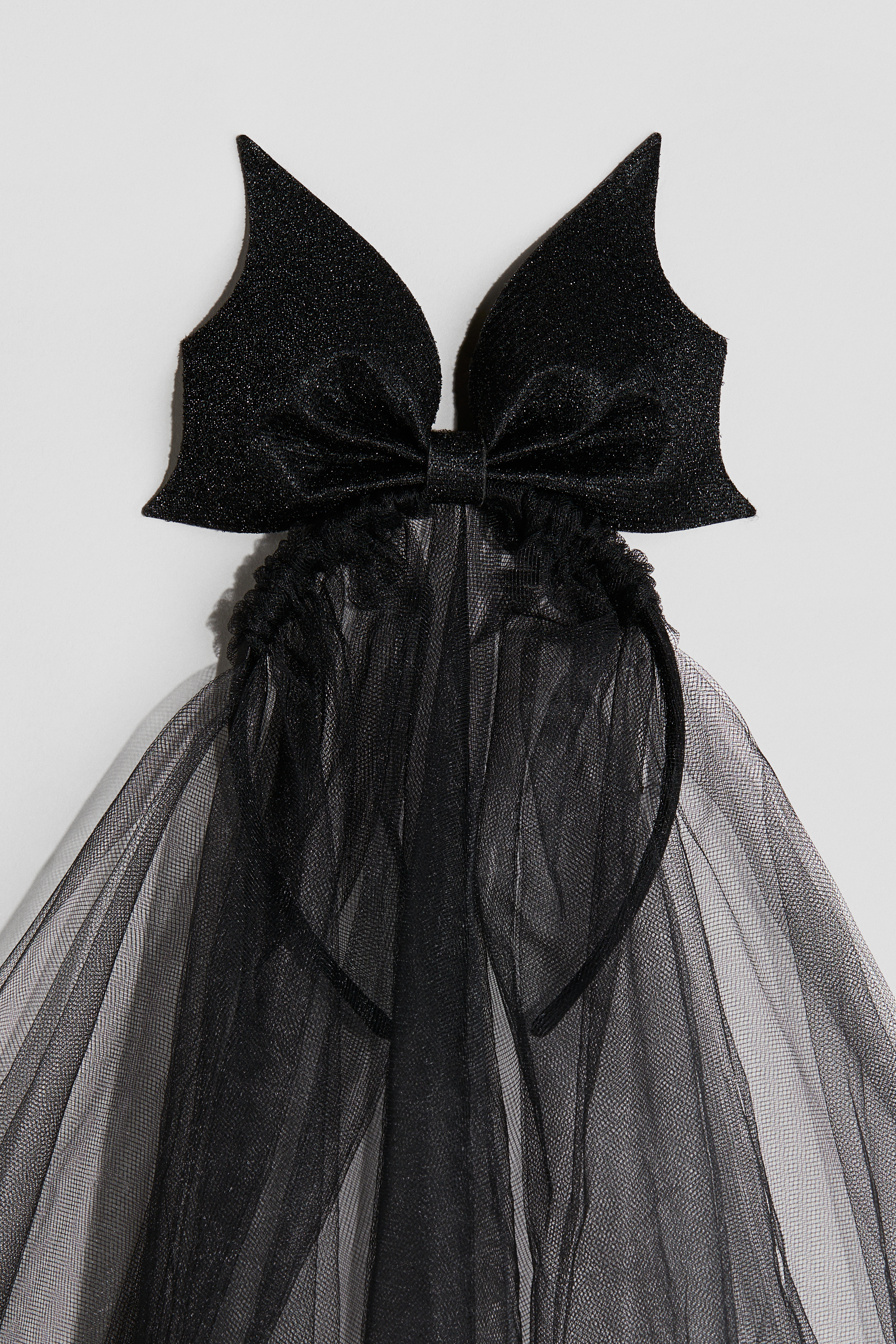 Hairband with Veil